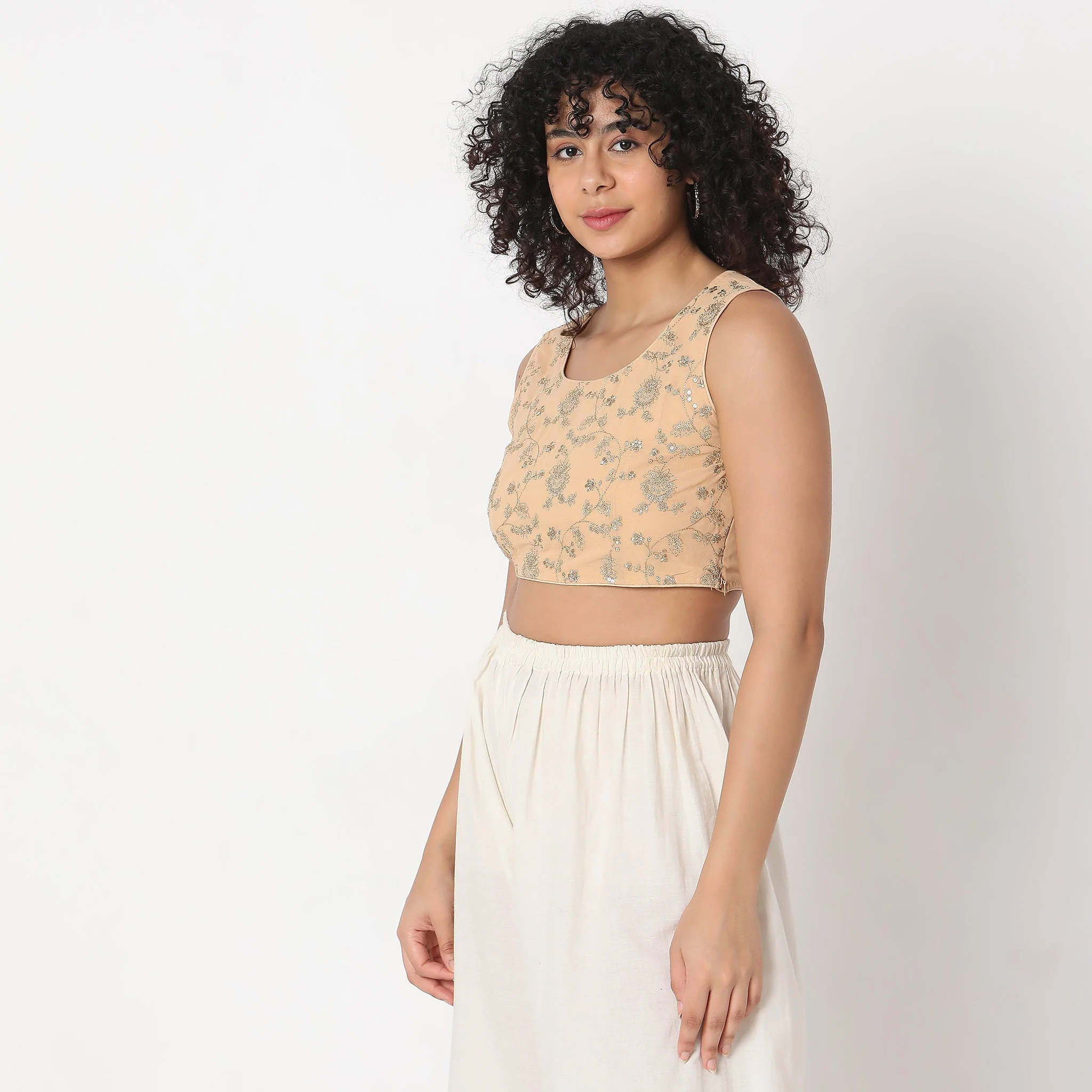 Regular Fit Embellished Crop Top - Image 10