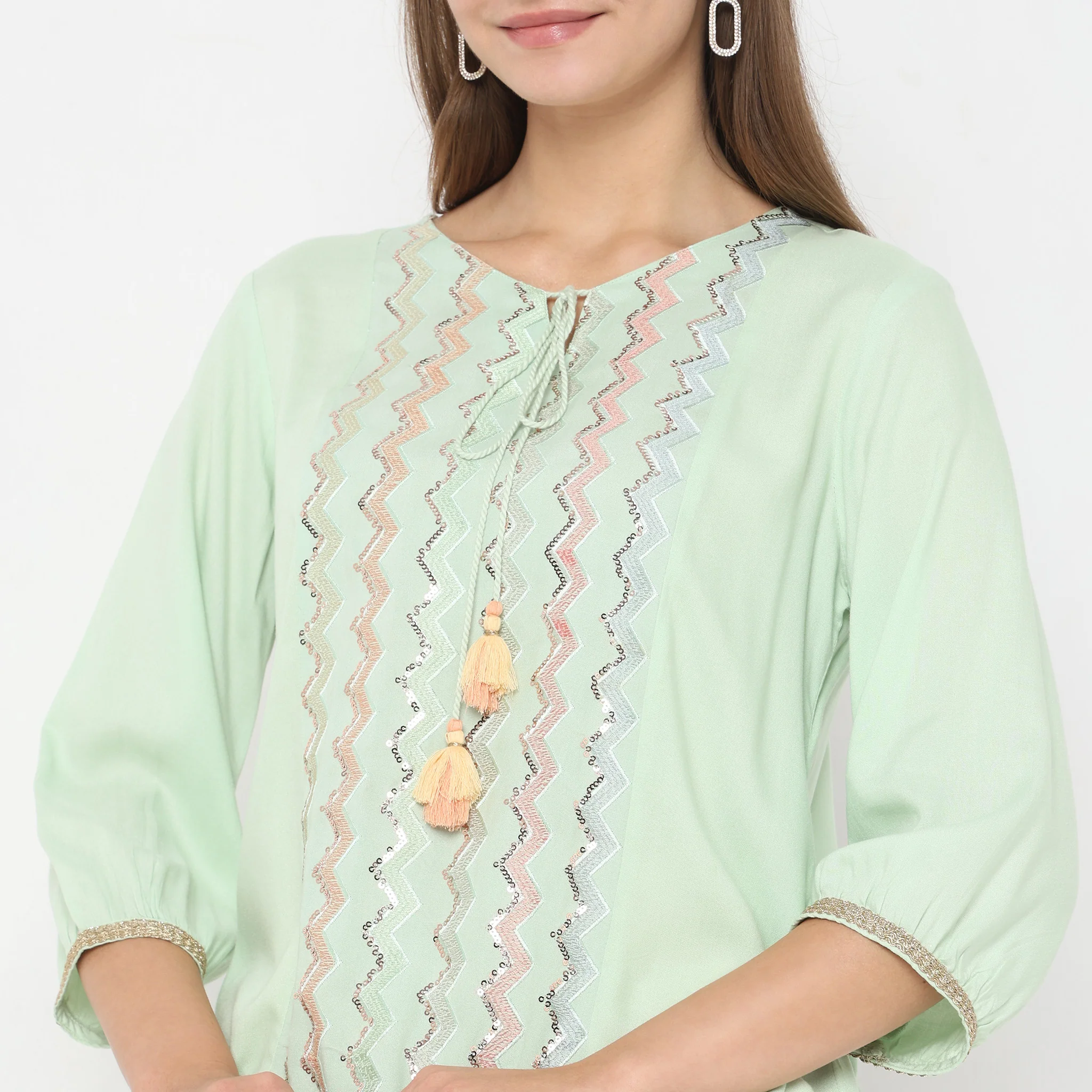 Mid Flare Embellished Kurta - Image 4