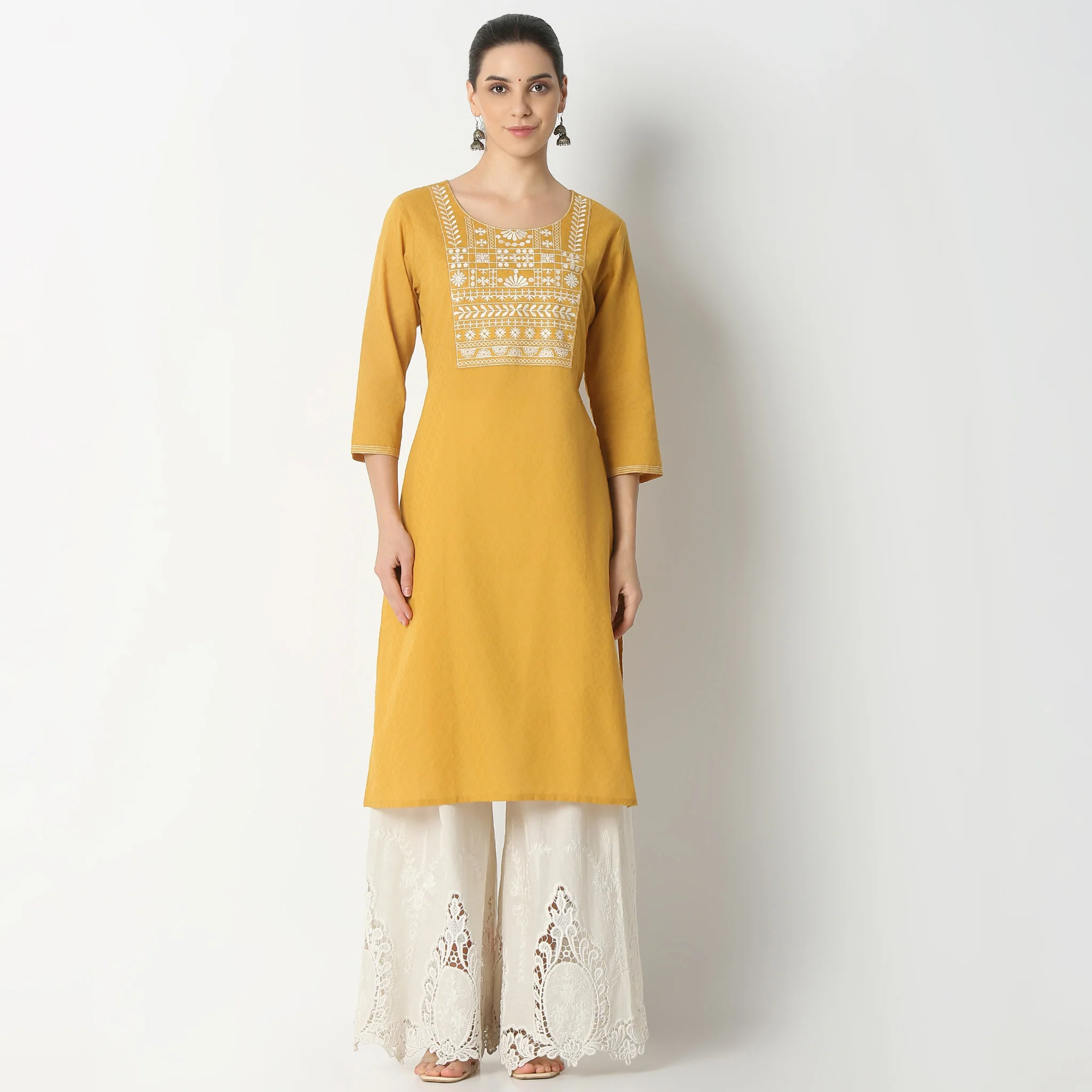 Embroidered Straight Kurta - Image 2