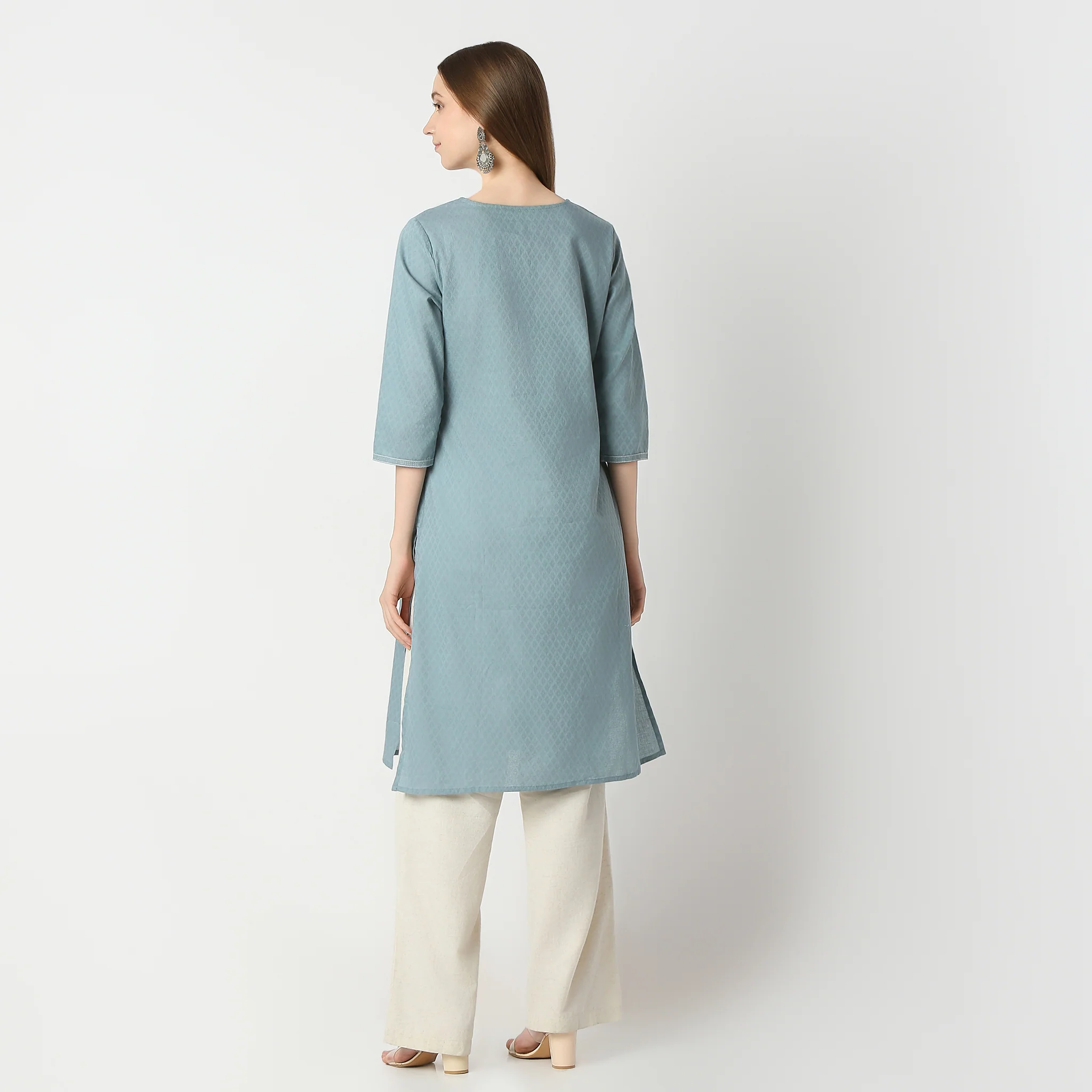 Embroidered Straight Kurta - Image 3