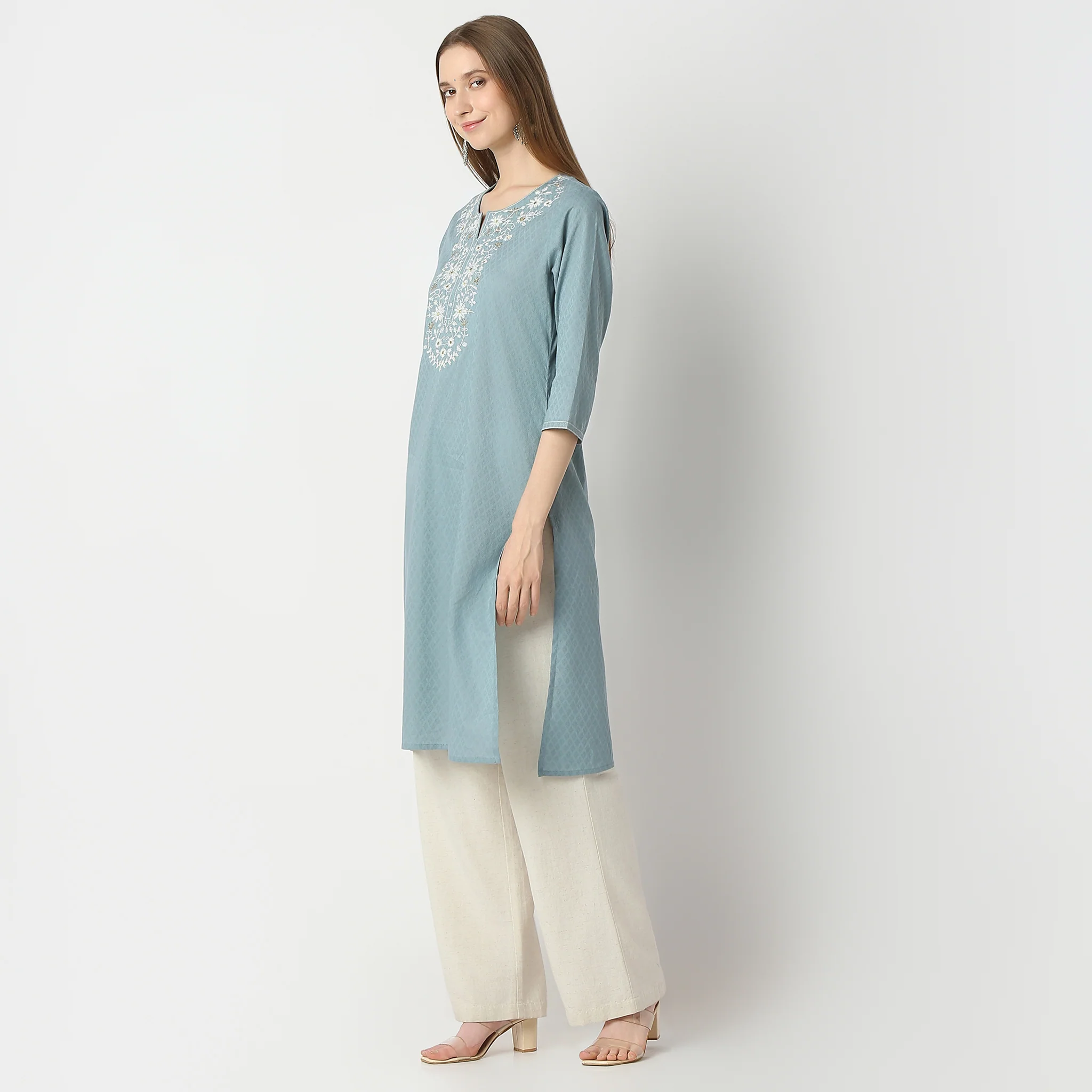Embroidered Straight Kurta - Image 5