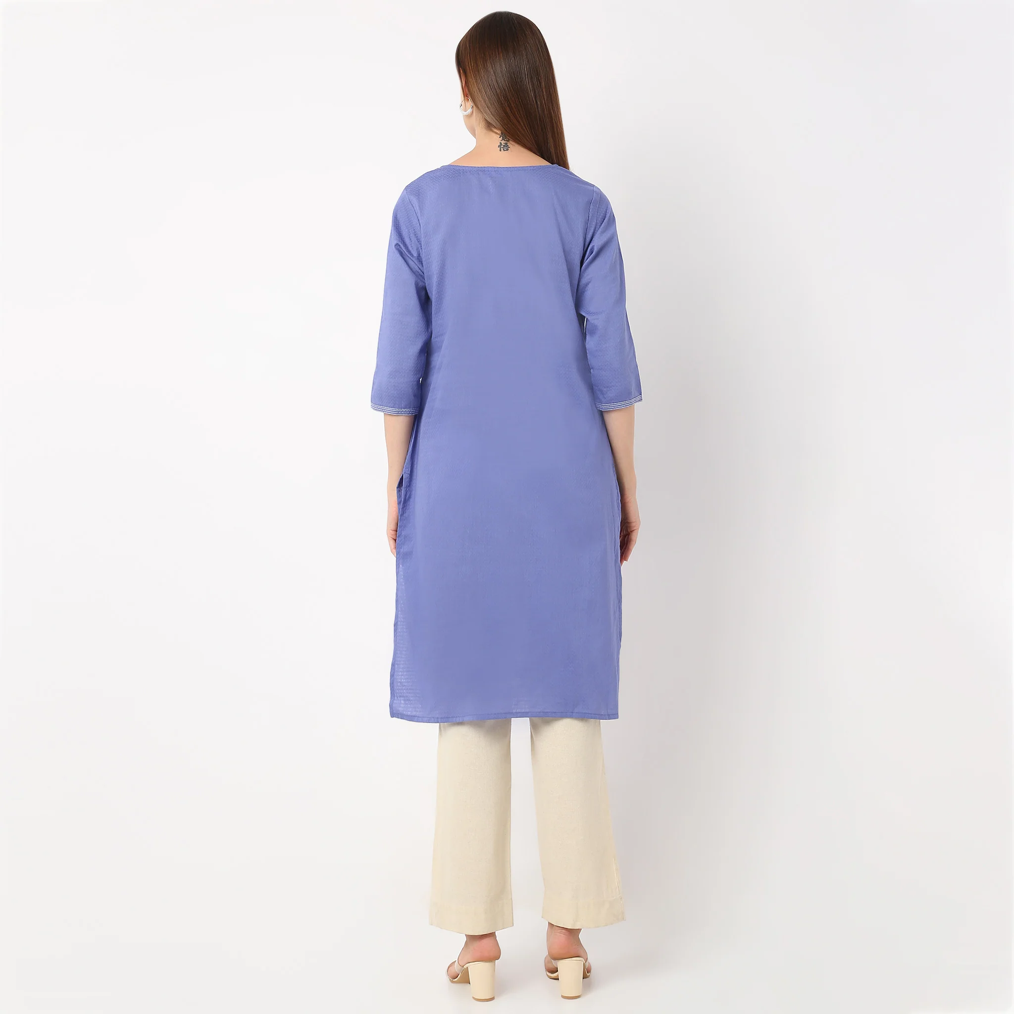 Embroidered Straight Kurta - Image 3