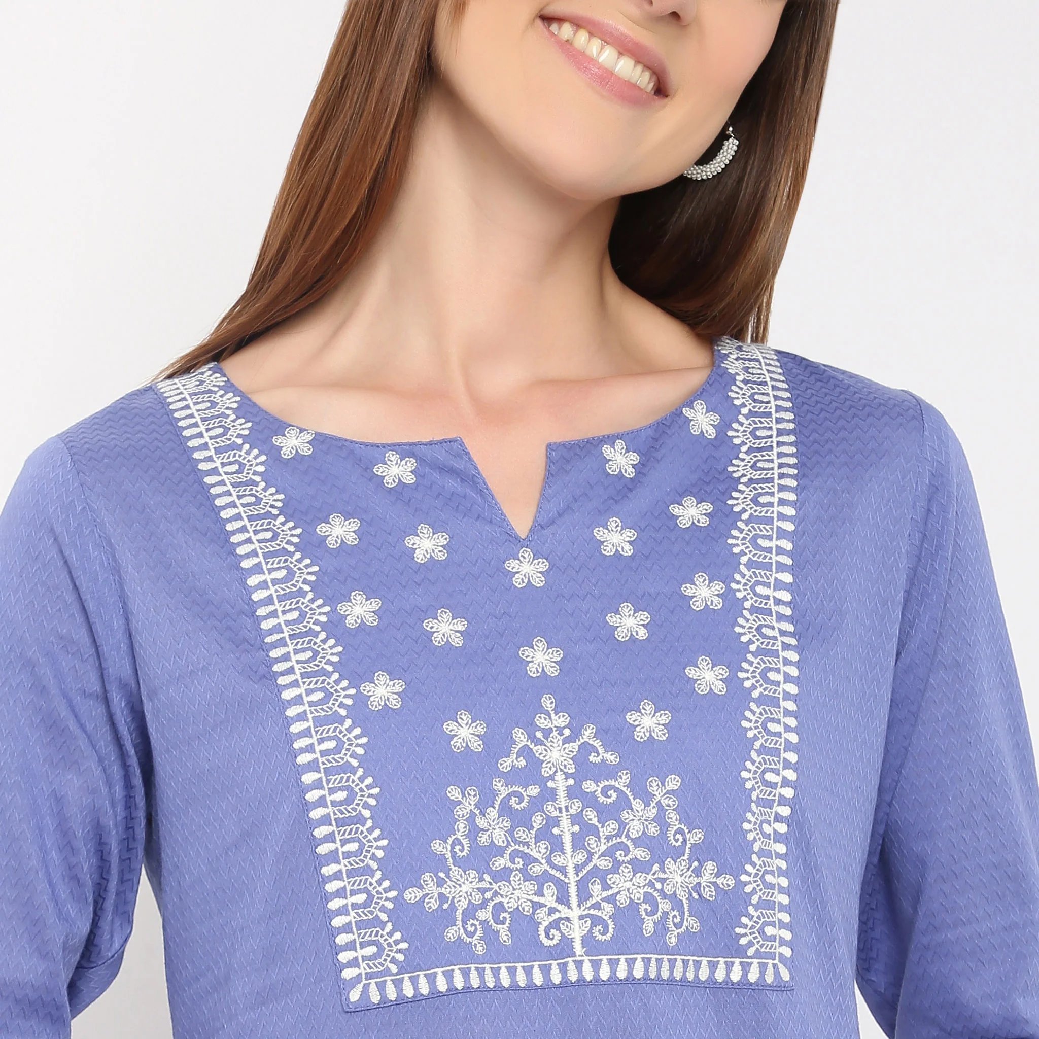 Embroidered Straight Kurta - Image 4