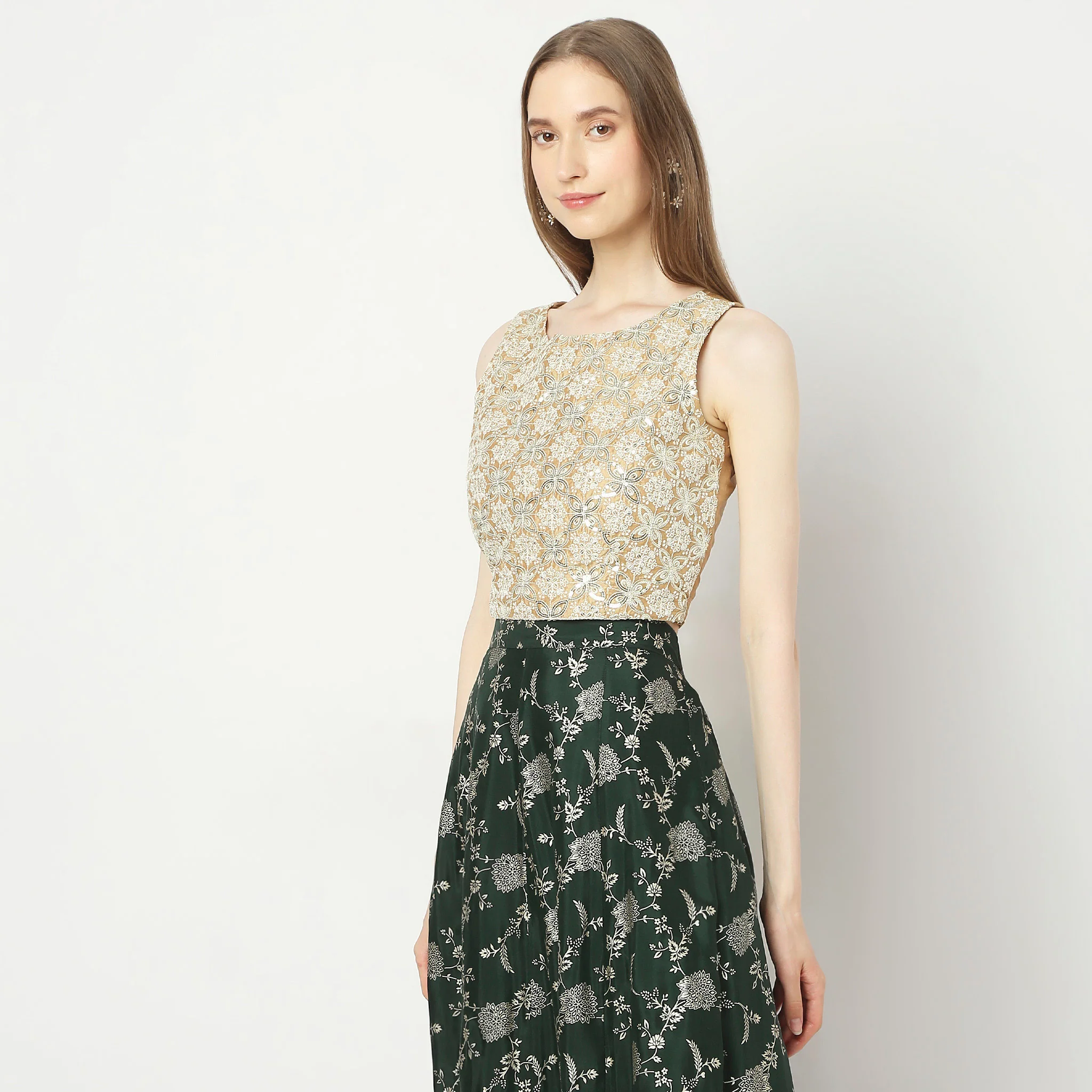 Regular Fit Embroidered Crop Top - Image 5