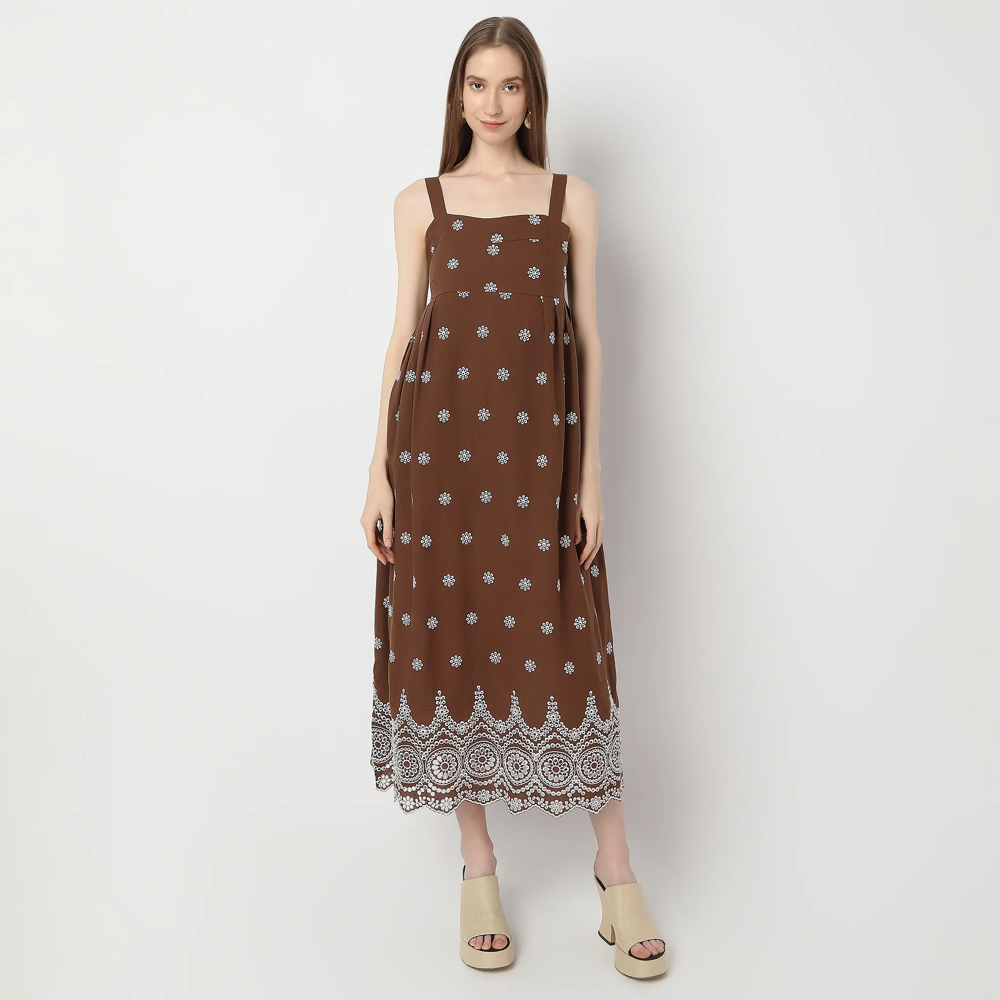 Regular Fit Embroidered Dress - Image 2