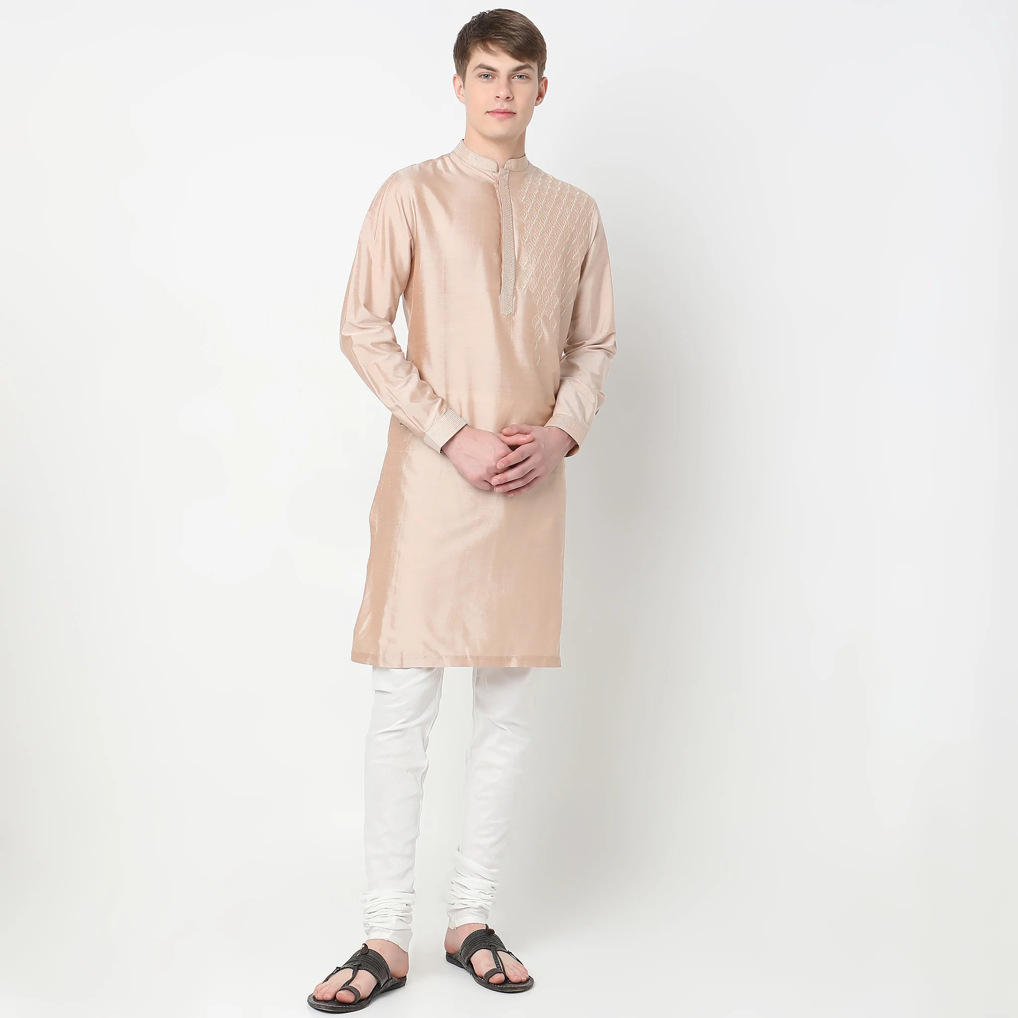 Regular Fit Embroidered Kurta - Image 2