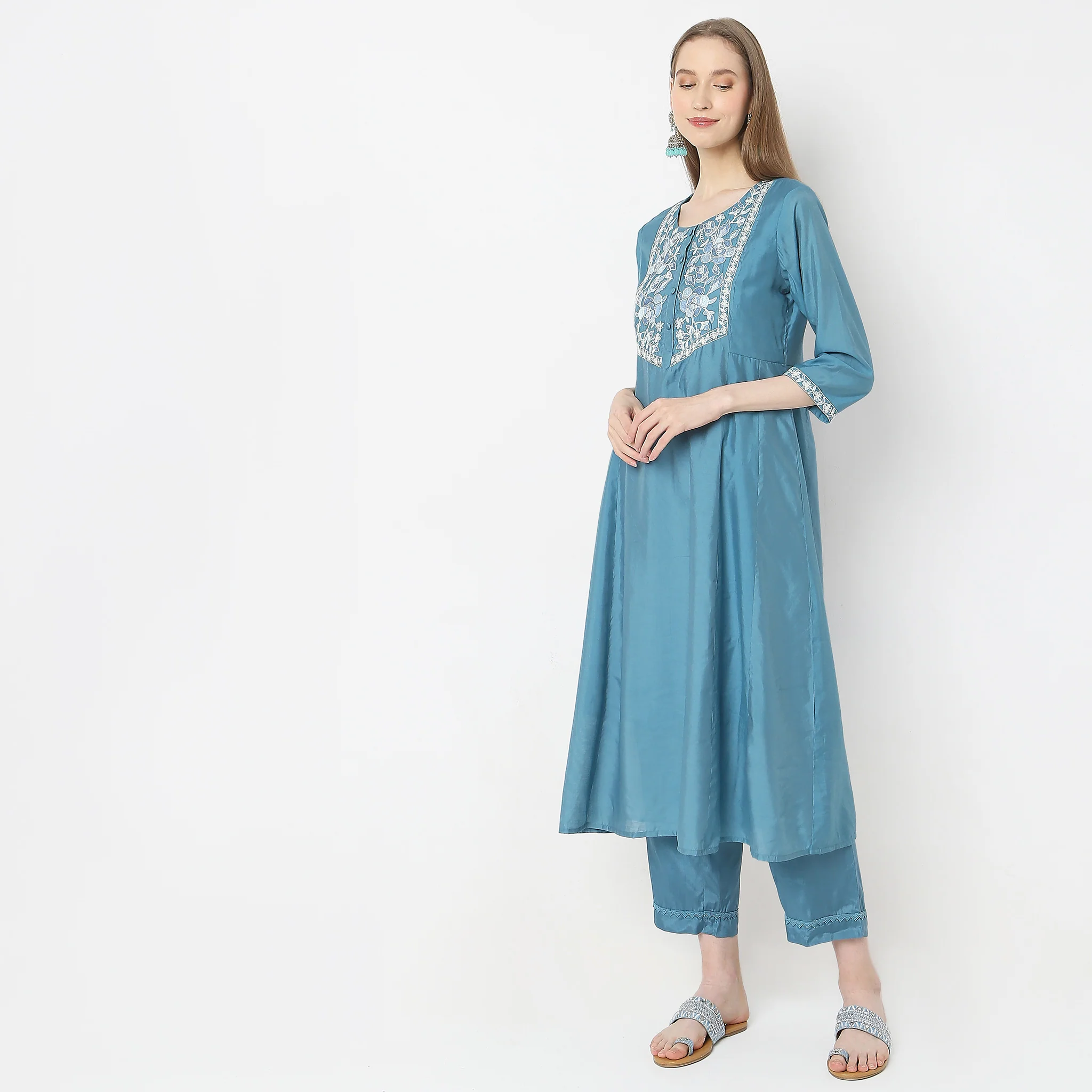 Regular Fit Embroidered Kurta With Pant & With Dupatta Set - Image 5