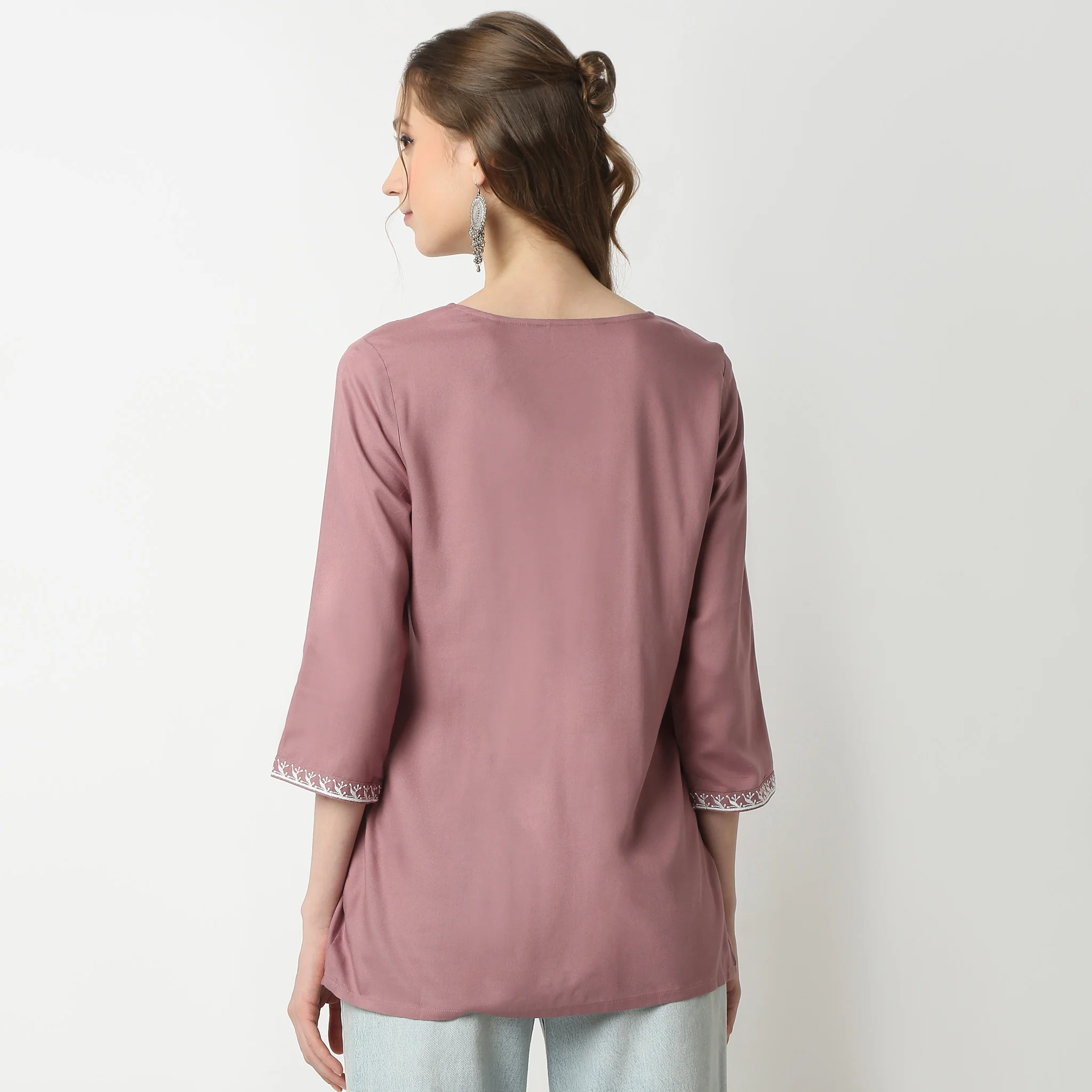Embroidered Round Neck Gathered Above Knee Short Kurta - Image 3