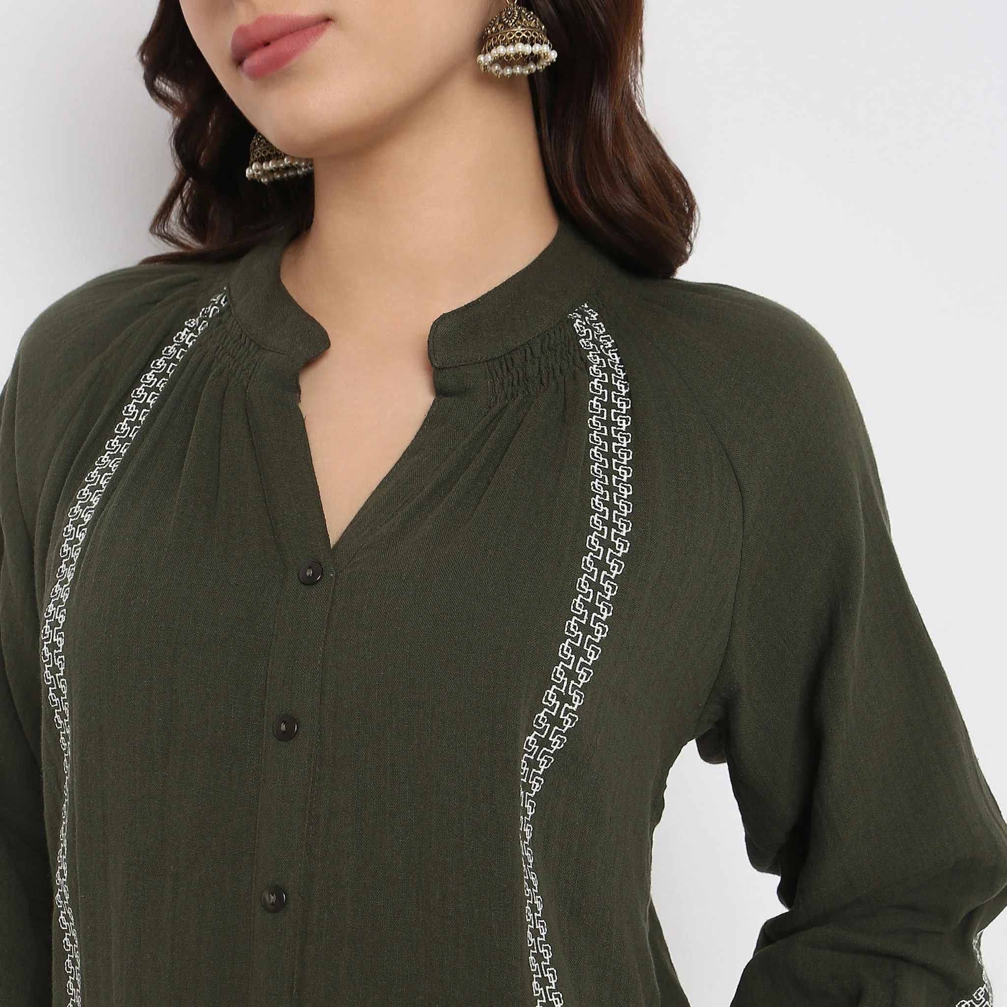 Regular Fit Embroidered Shirt - Image 4
