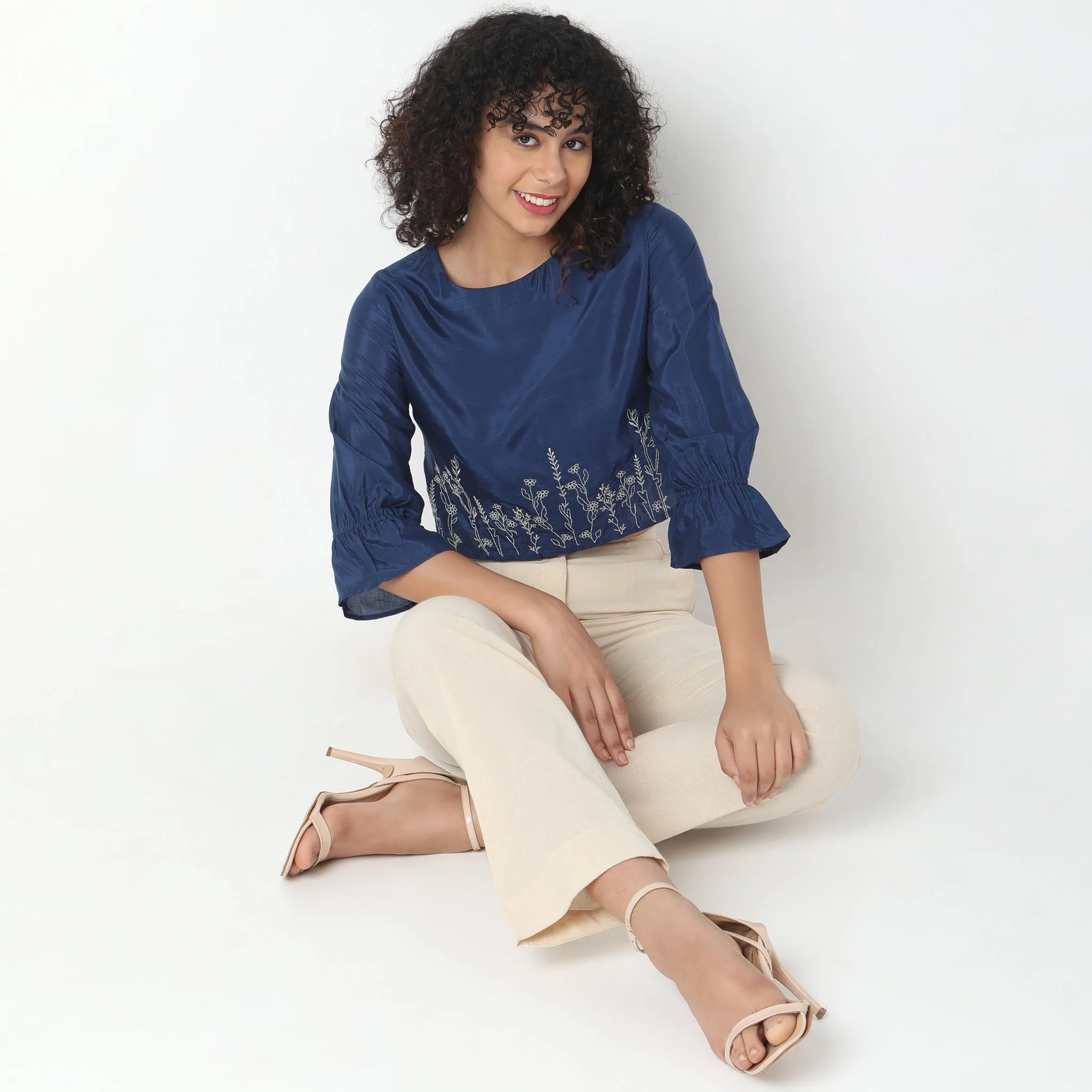 Regular Fit Checkered Crop Top - Image 6