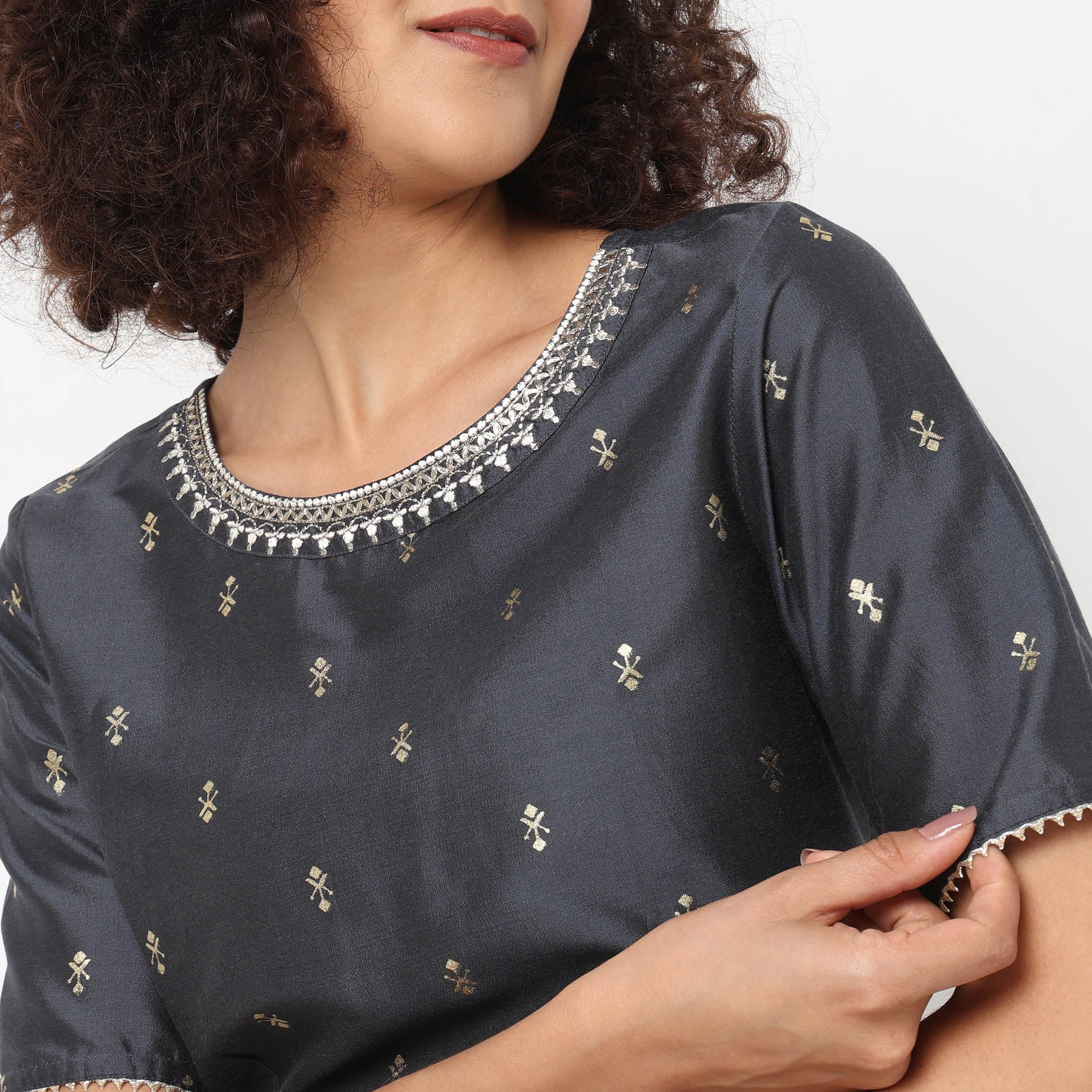 Regular Fit Embroidered Top - Image 5