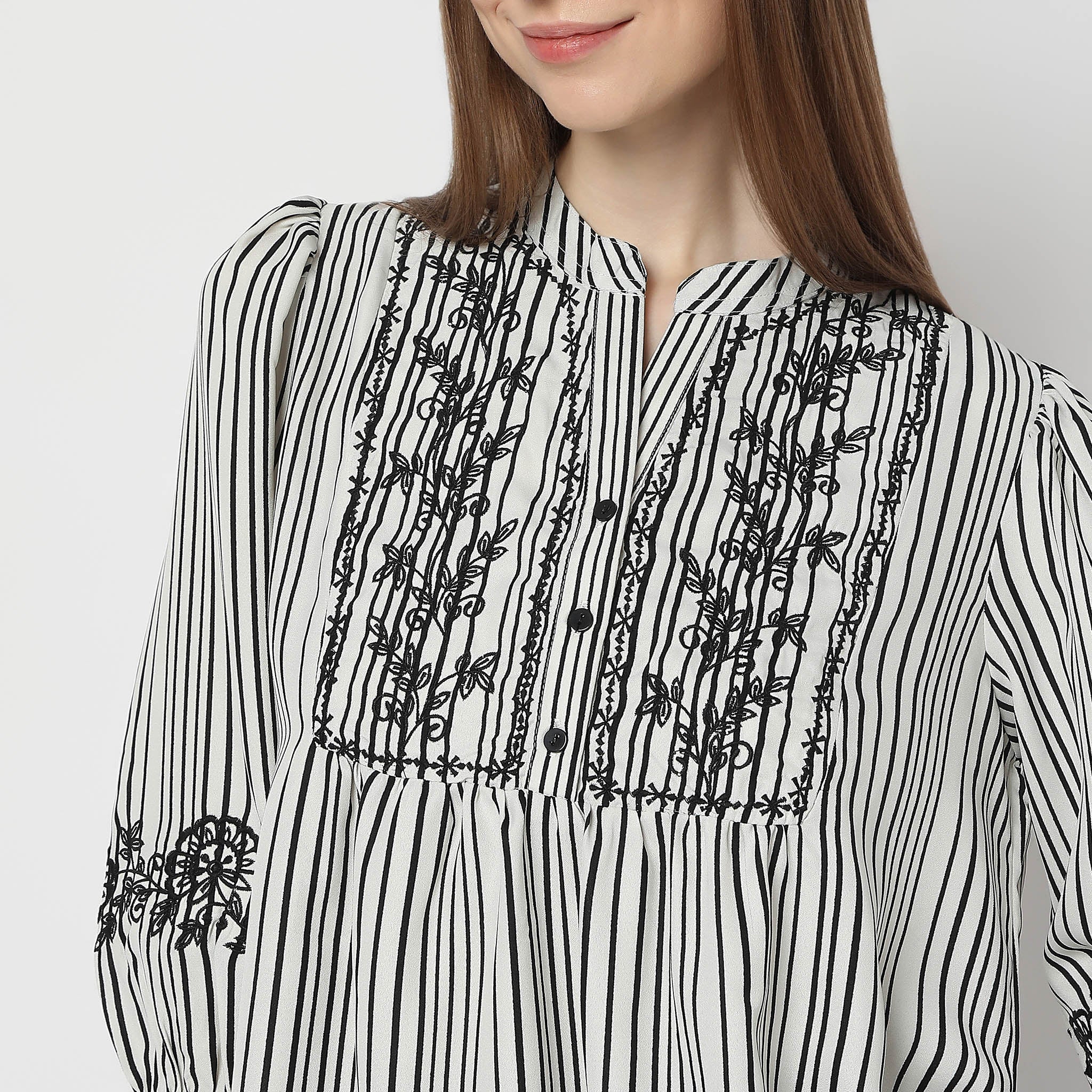 Regular Fit Embroidered Top - Image 4
