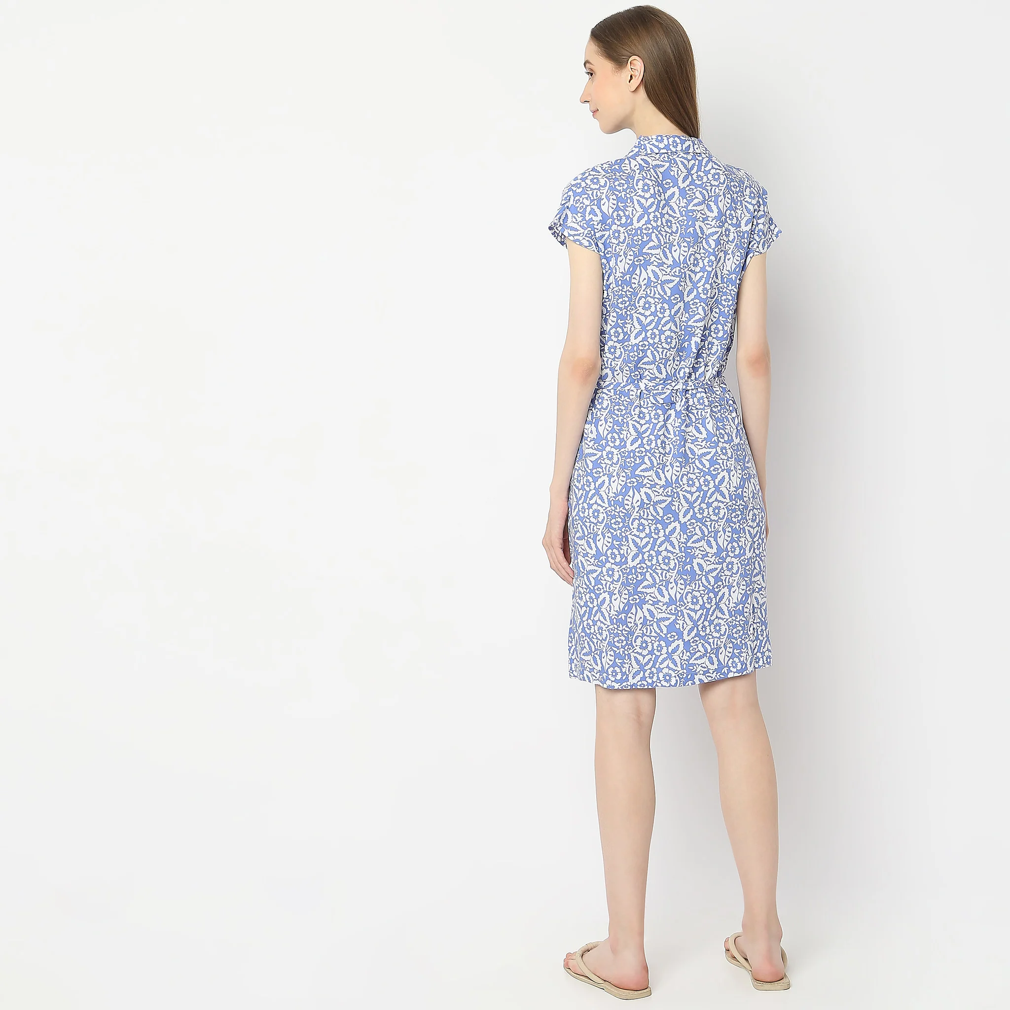 Regular Fit Floral Gown - Image 3