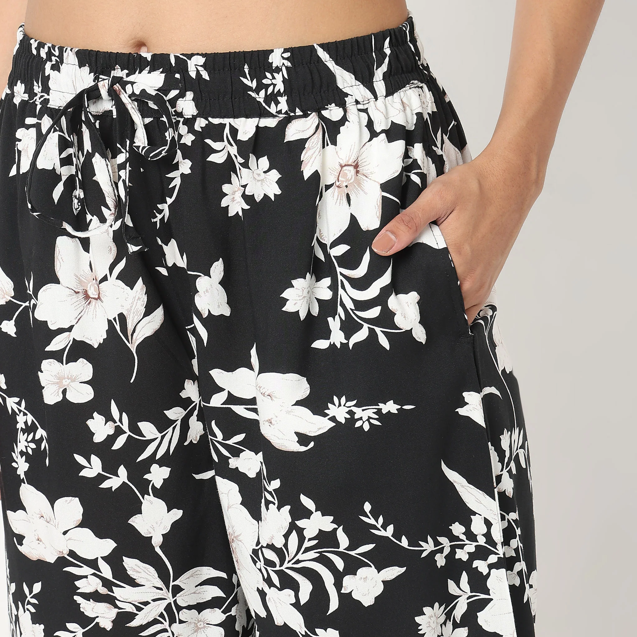 Woven Floral Mid Rise Lounge Palazzos - Image 4