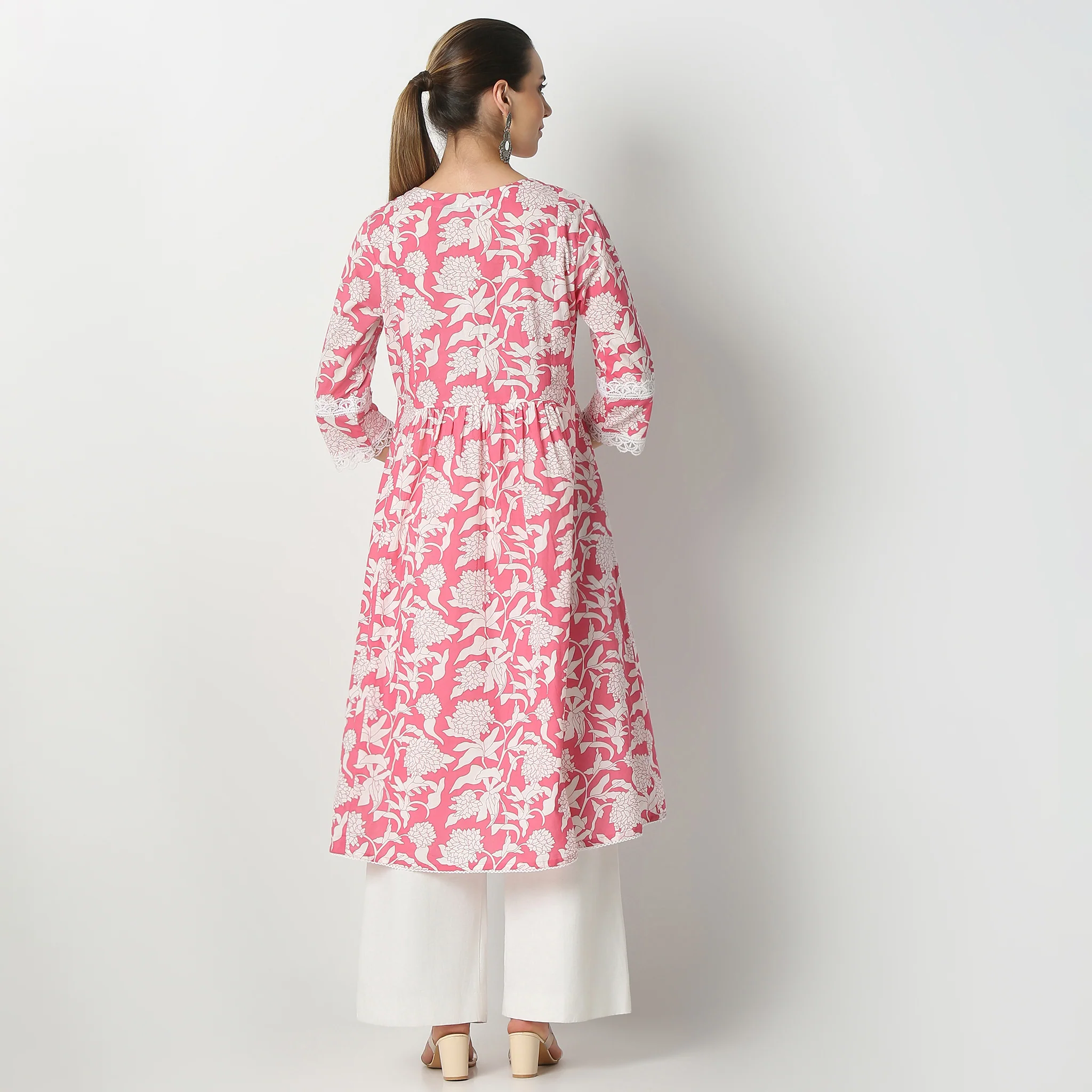 Floral Print Straight Kurta - Image 3