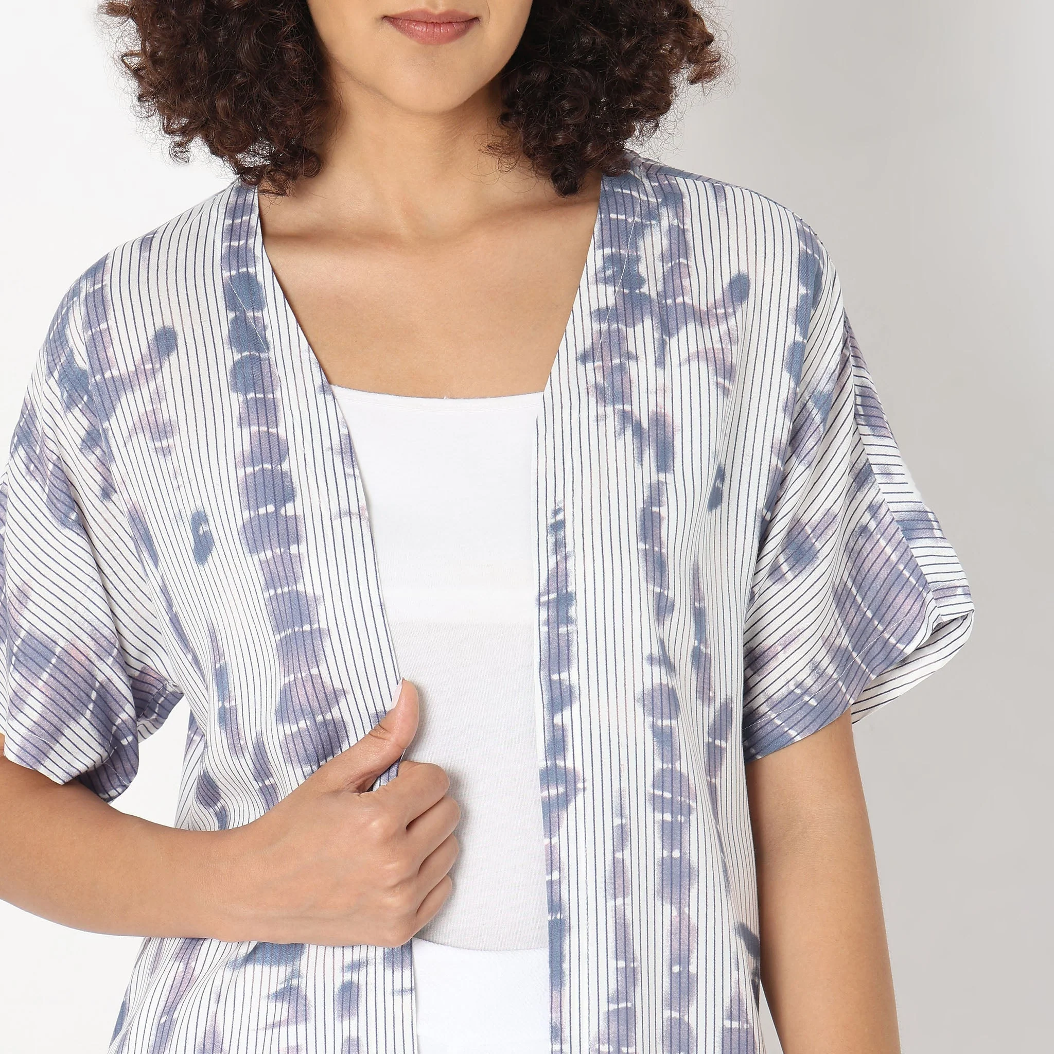 Woven Tropical Lounge Shrug - Image 9