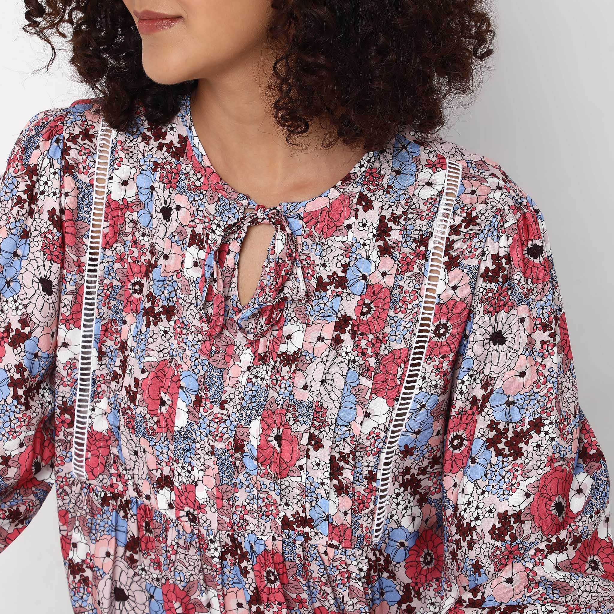 Regular Fit Floral Top - Image 4