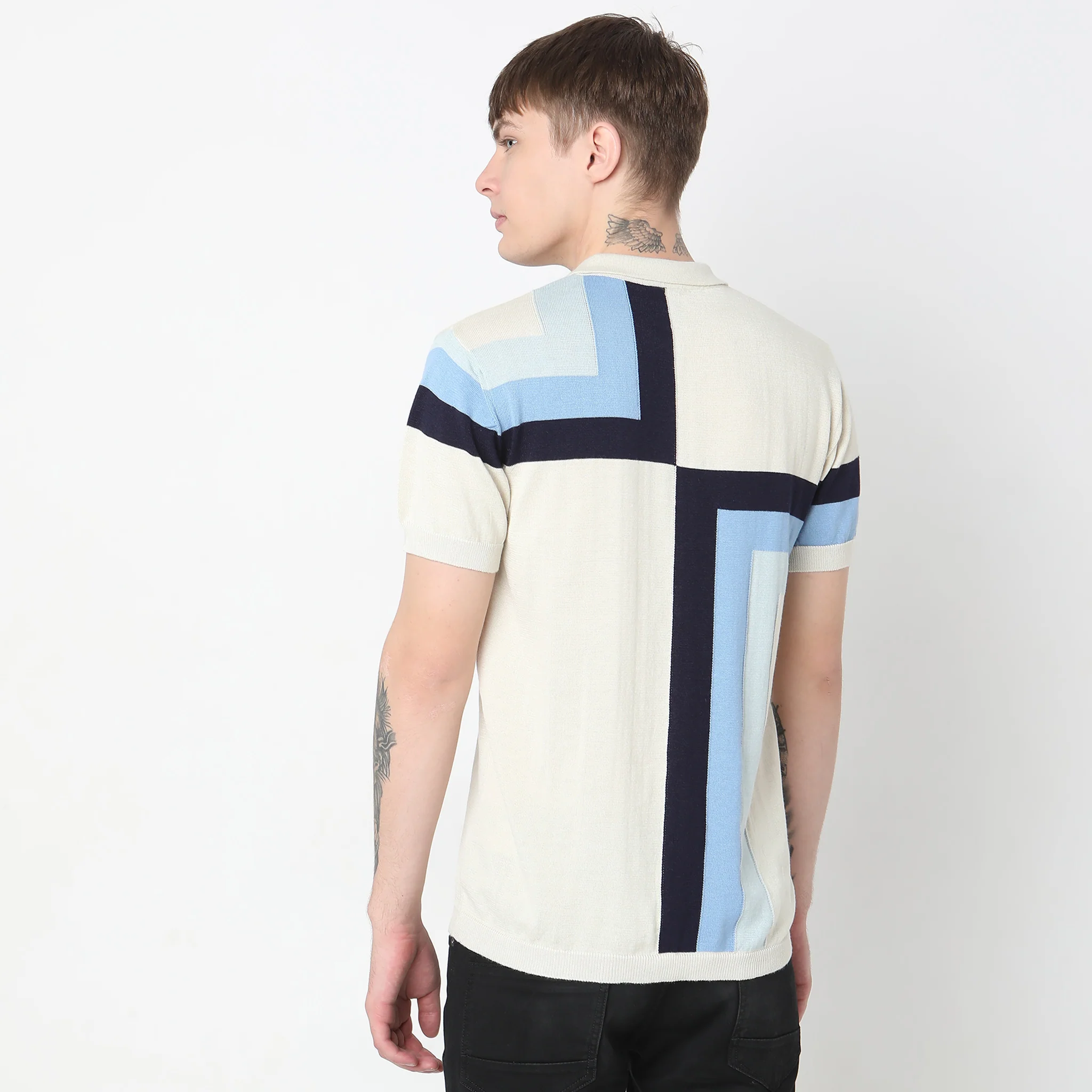 Regular Fit Geometric T-Shirt - Image 3