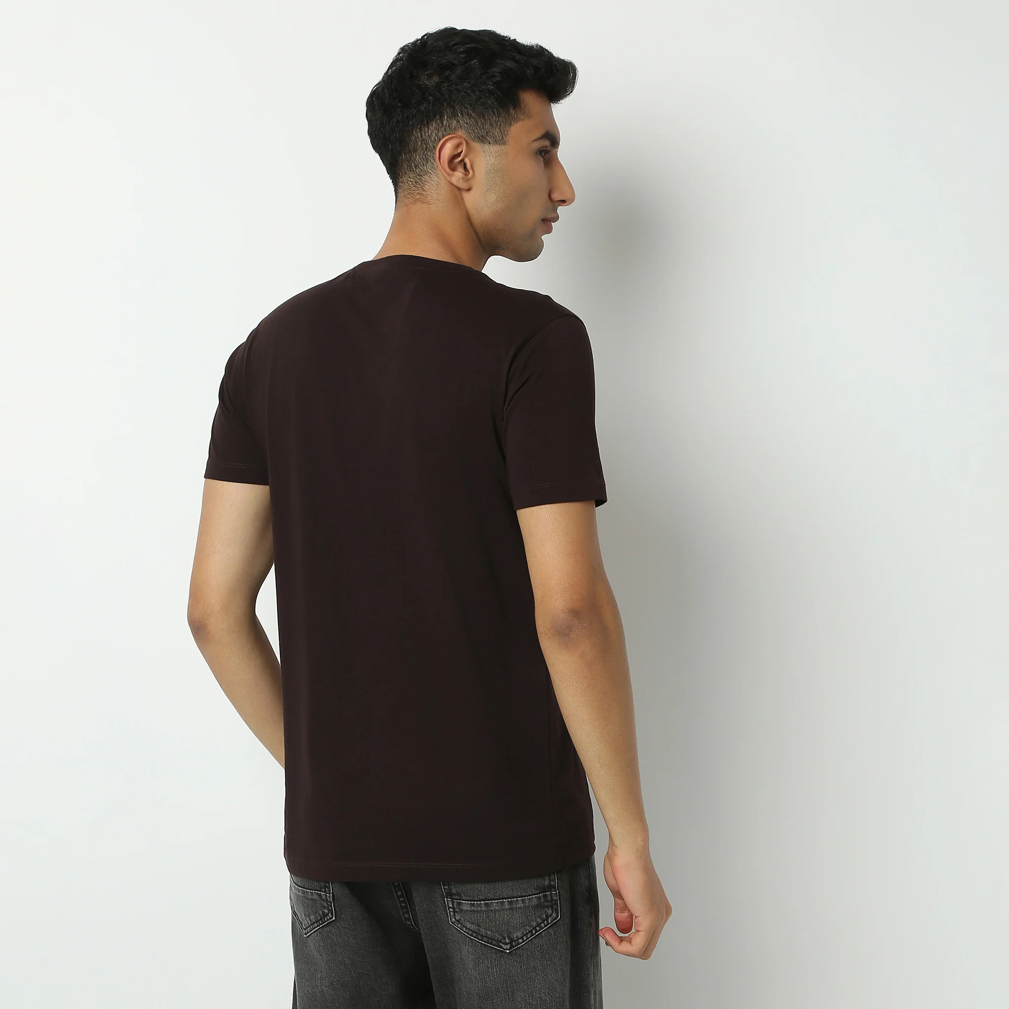 Crew Neck Half Sleeve Graphitee T-Shirt - Image 3