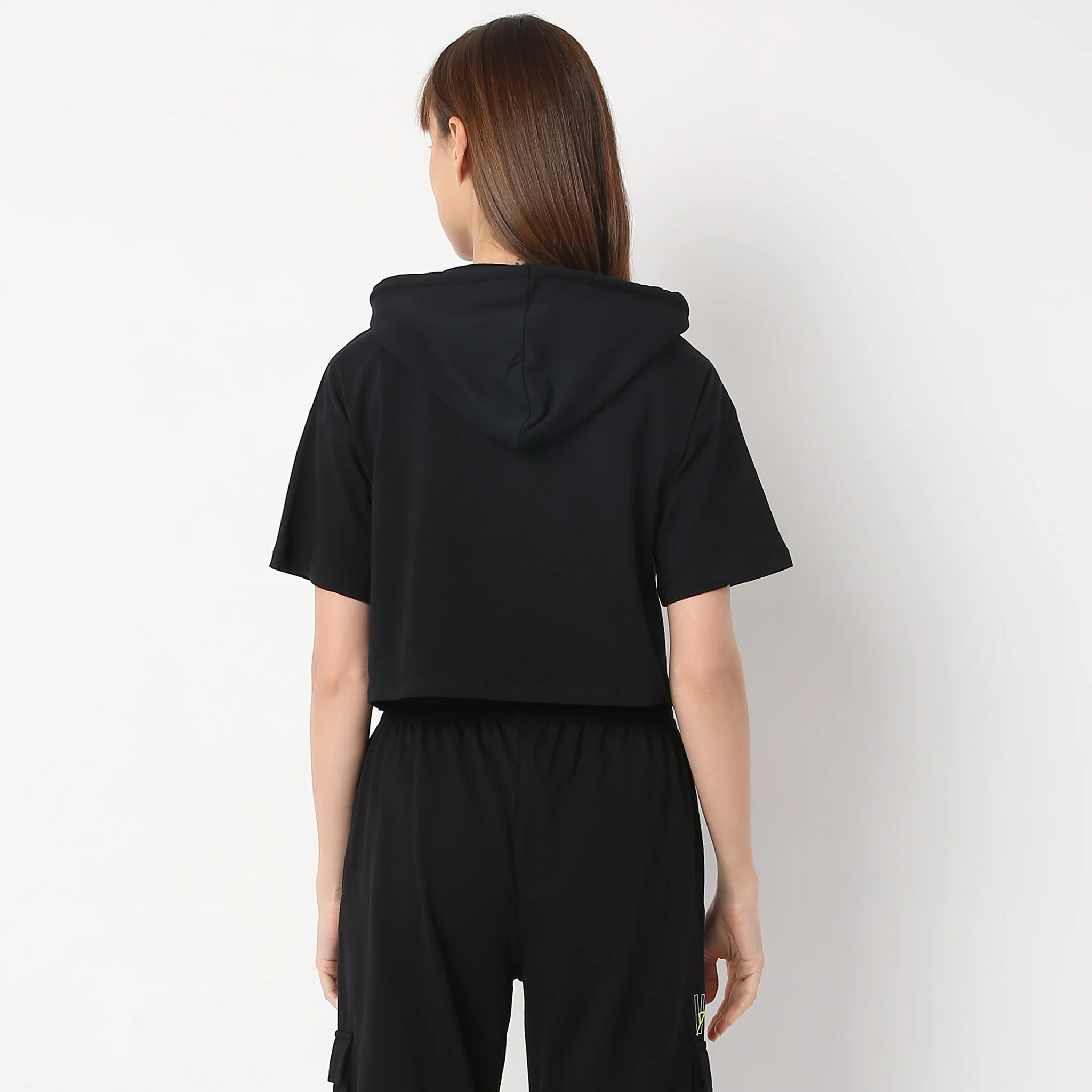 Boxy Fit Hoodie Athleisure Graphic Crop T-Shirt - Image 3