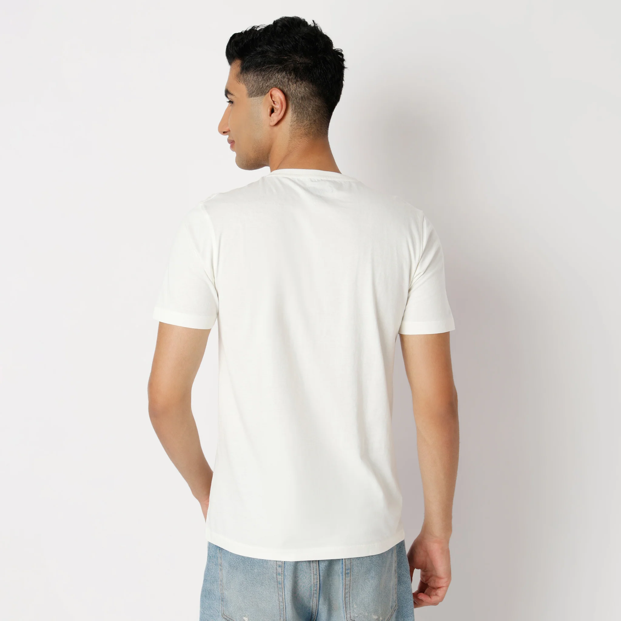 Graphitee Crew Neck Half Sleeve T-Shirt - Image 3