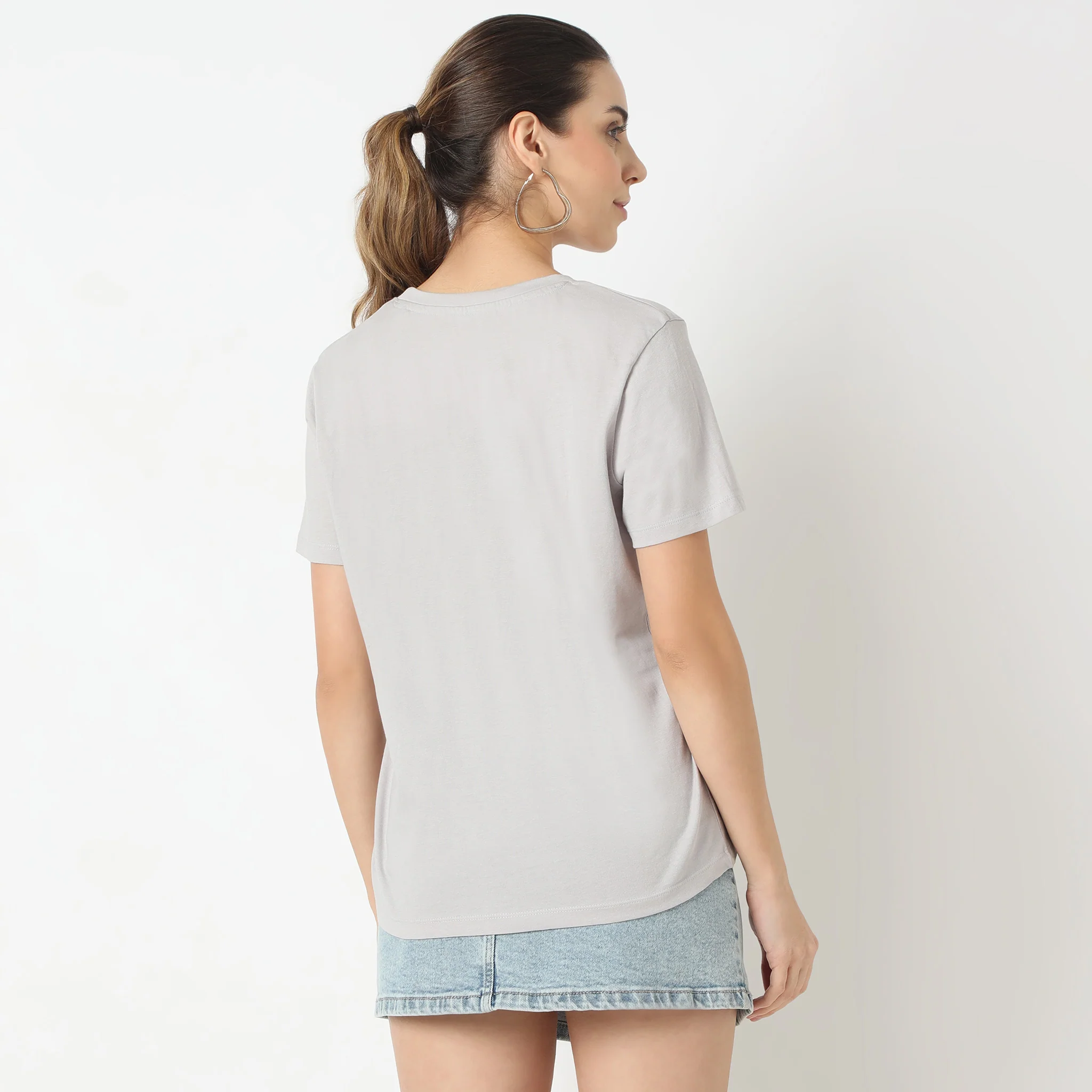 Short Sleeve Round Neck With Front Graphic T-Shirt - Image 3
