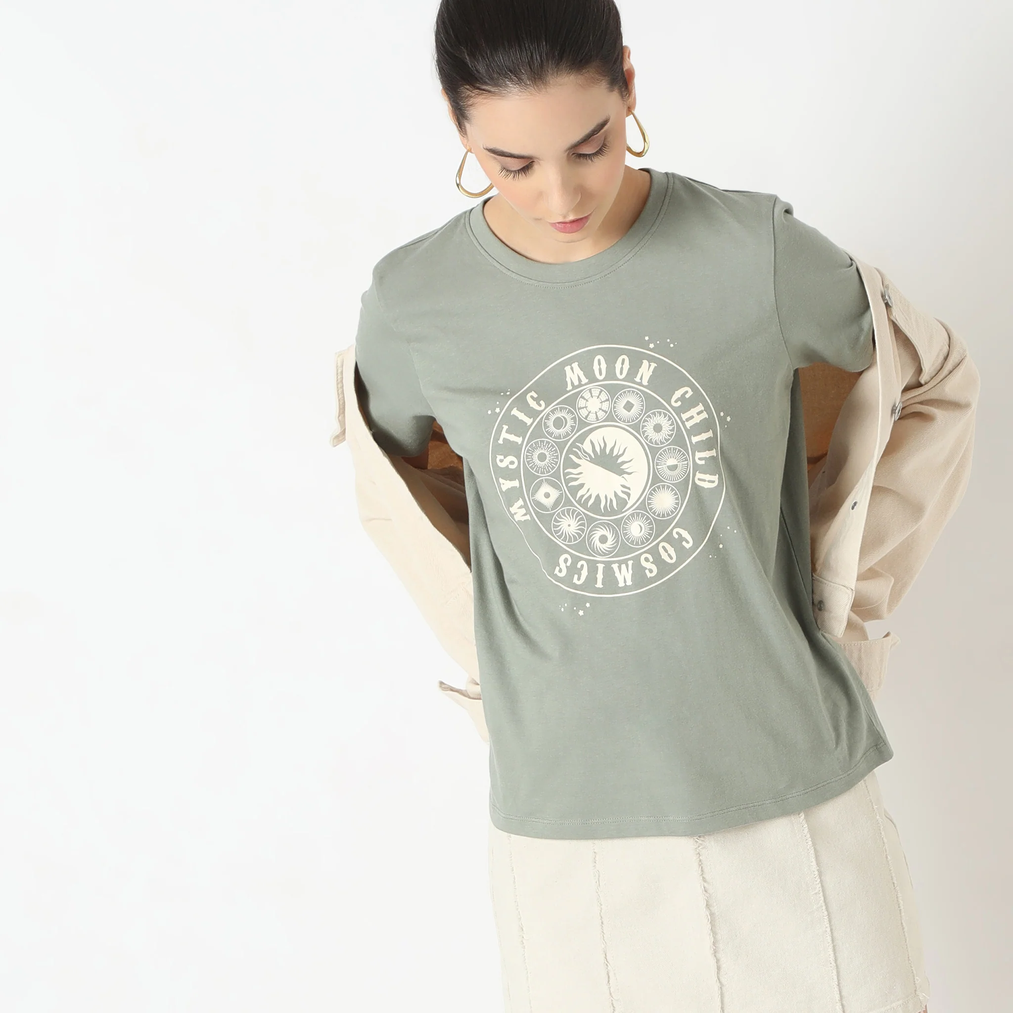 Short Sleeve Round Neck With Front Graphic T-Shirt - Image 2