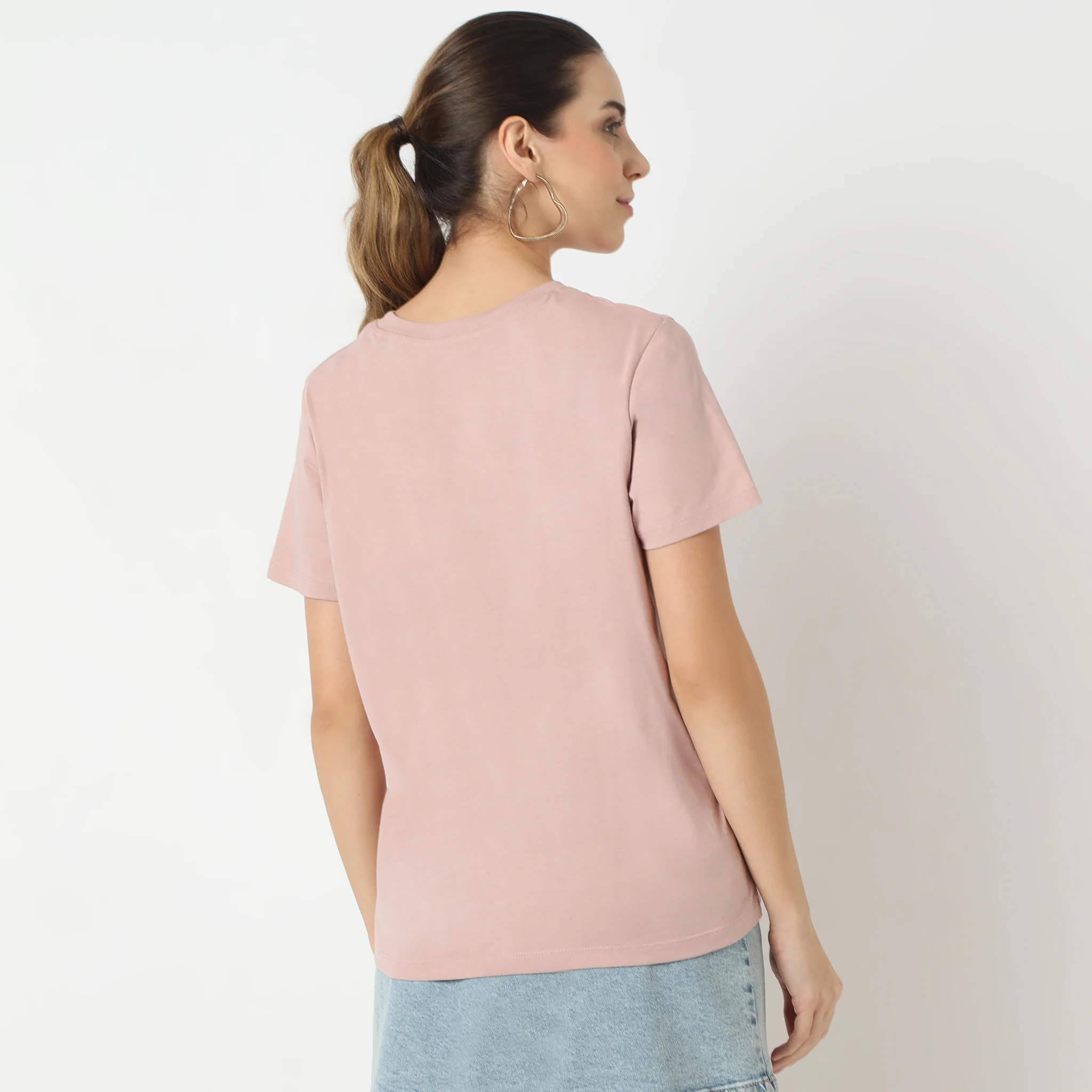 Short Sleeve Round Neck With Front Graphic T-Shirt - Image 3