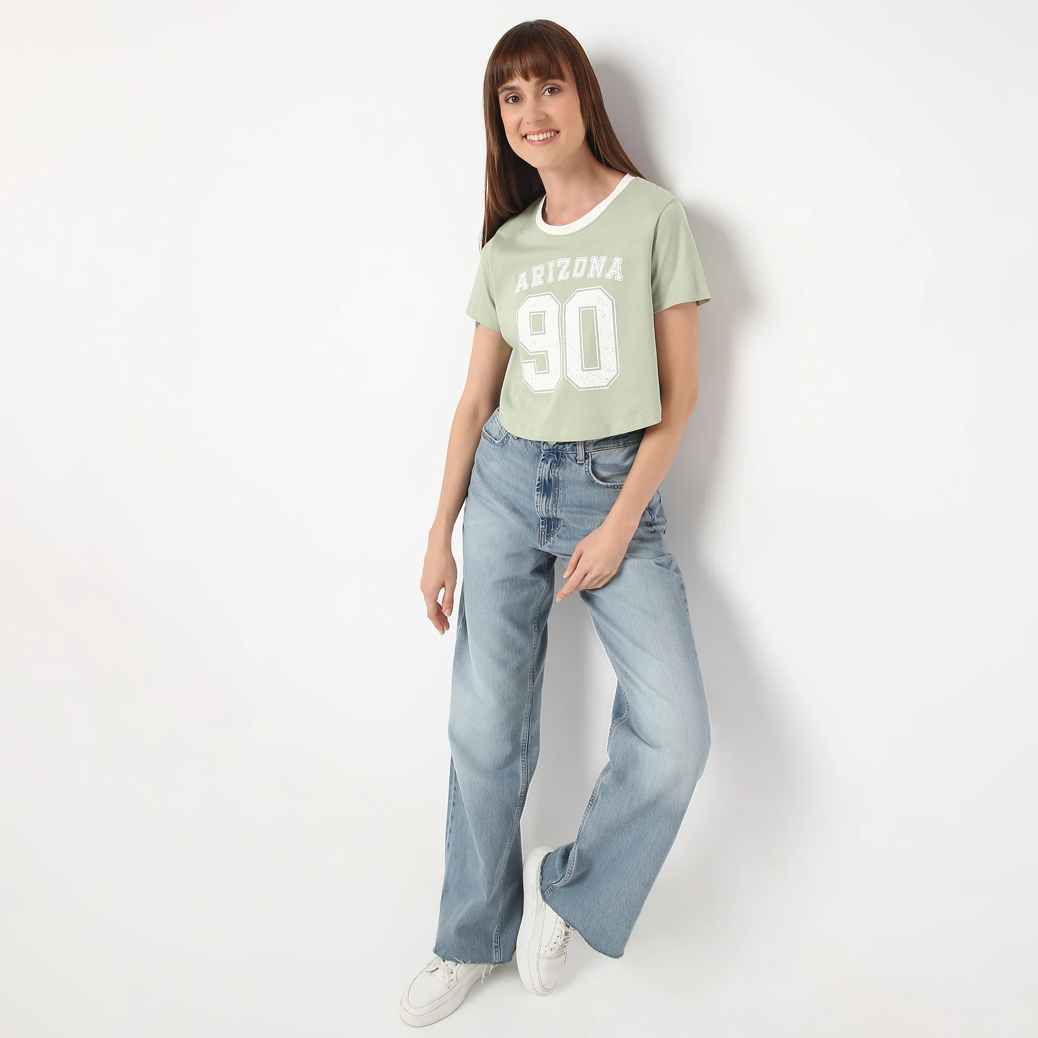 Crew Neck Short Sleeve Betty Graphic Crop T-Shirt