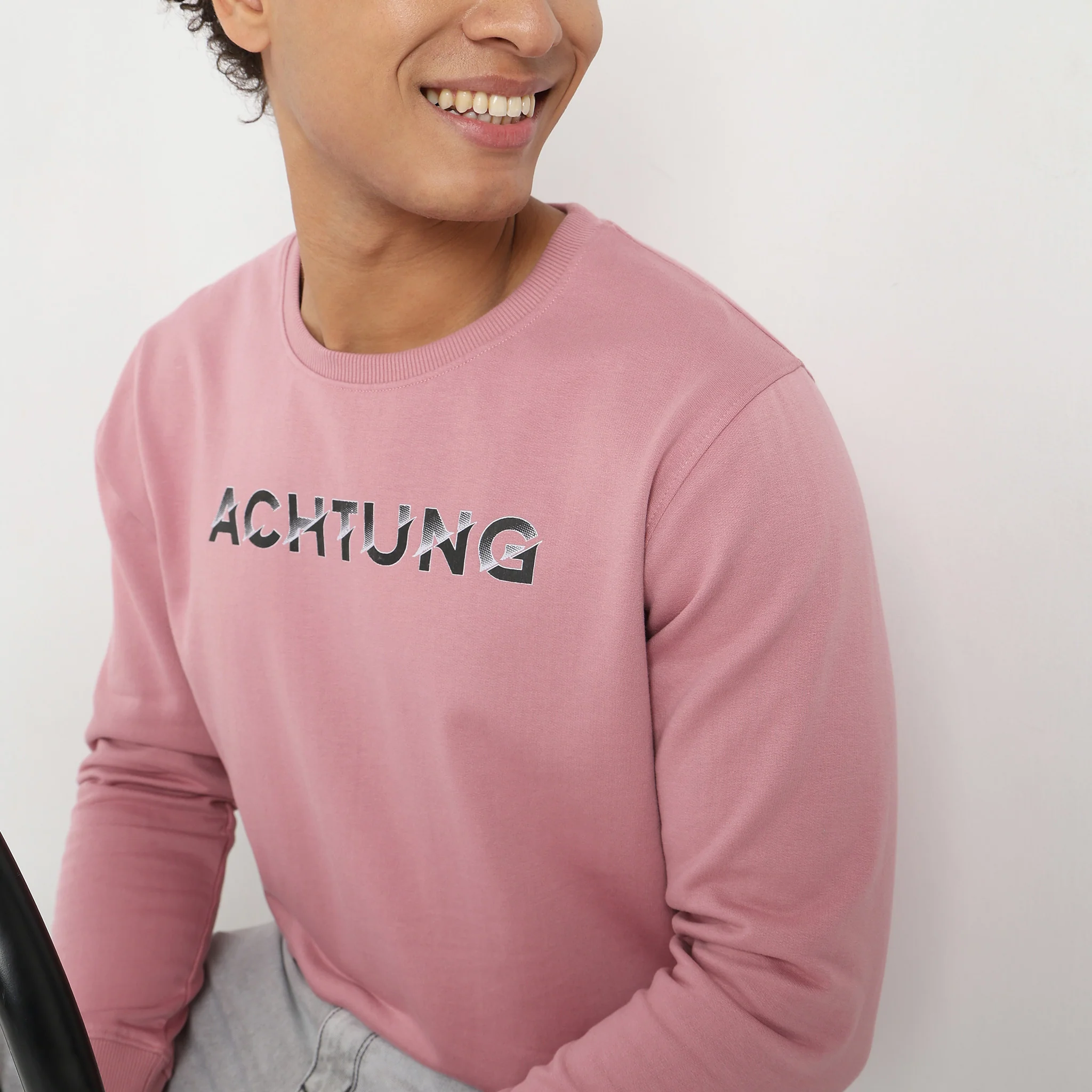 Regular Fit Graphic Sweatshirt - Image 4