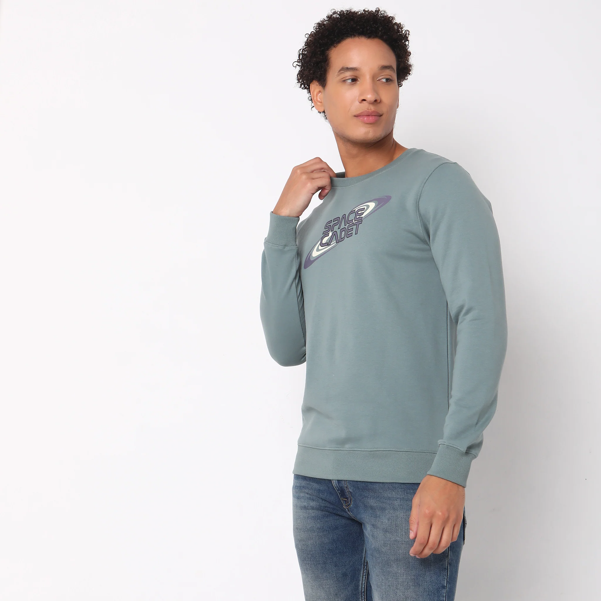 Regular Fit Graphic Sweatshirt - Image 5