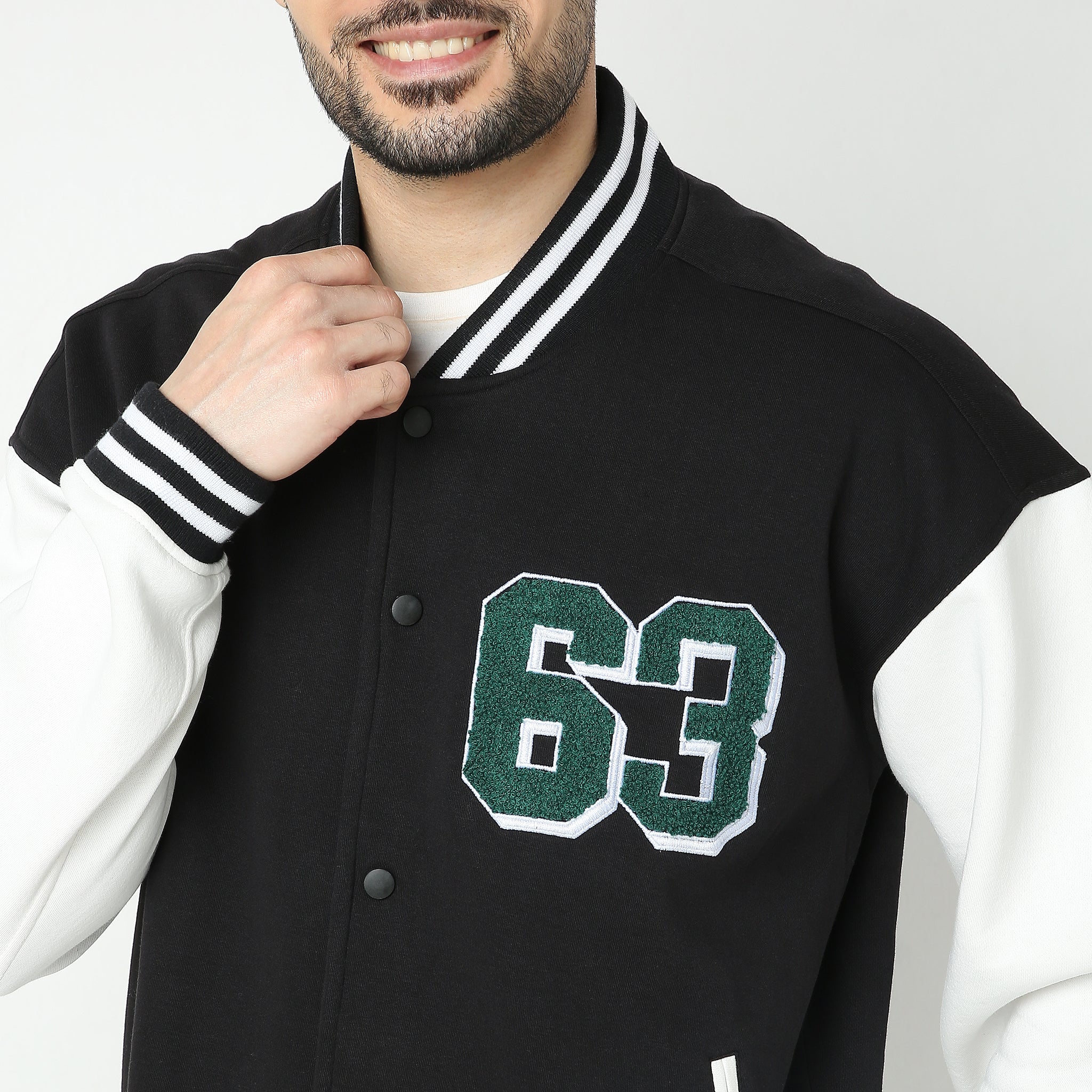 Regular Fit Graphic Sweatshirt - Image 4