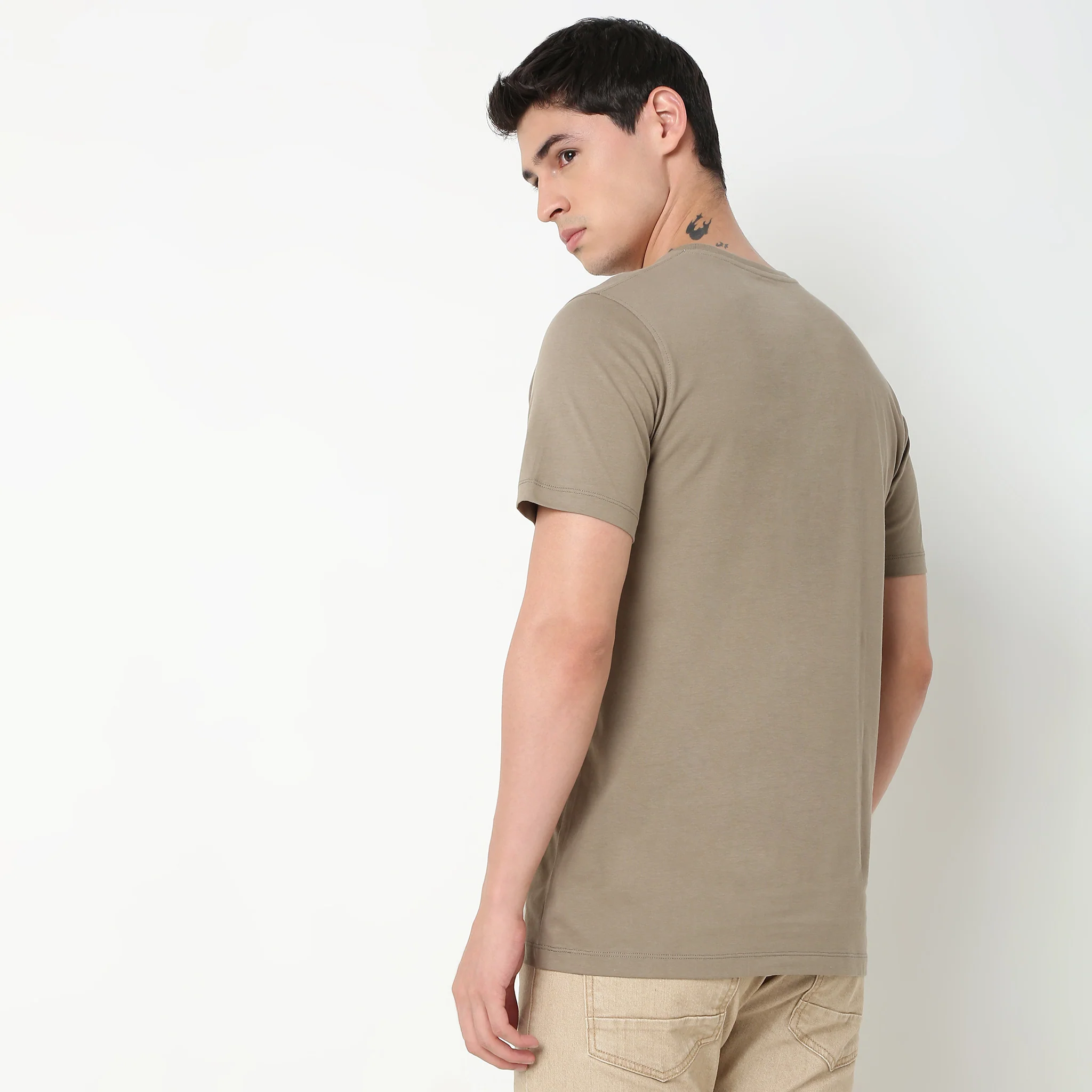 Regular Fit Graphic T-Shirt - Image 3