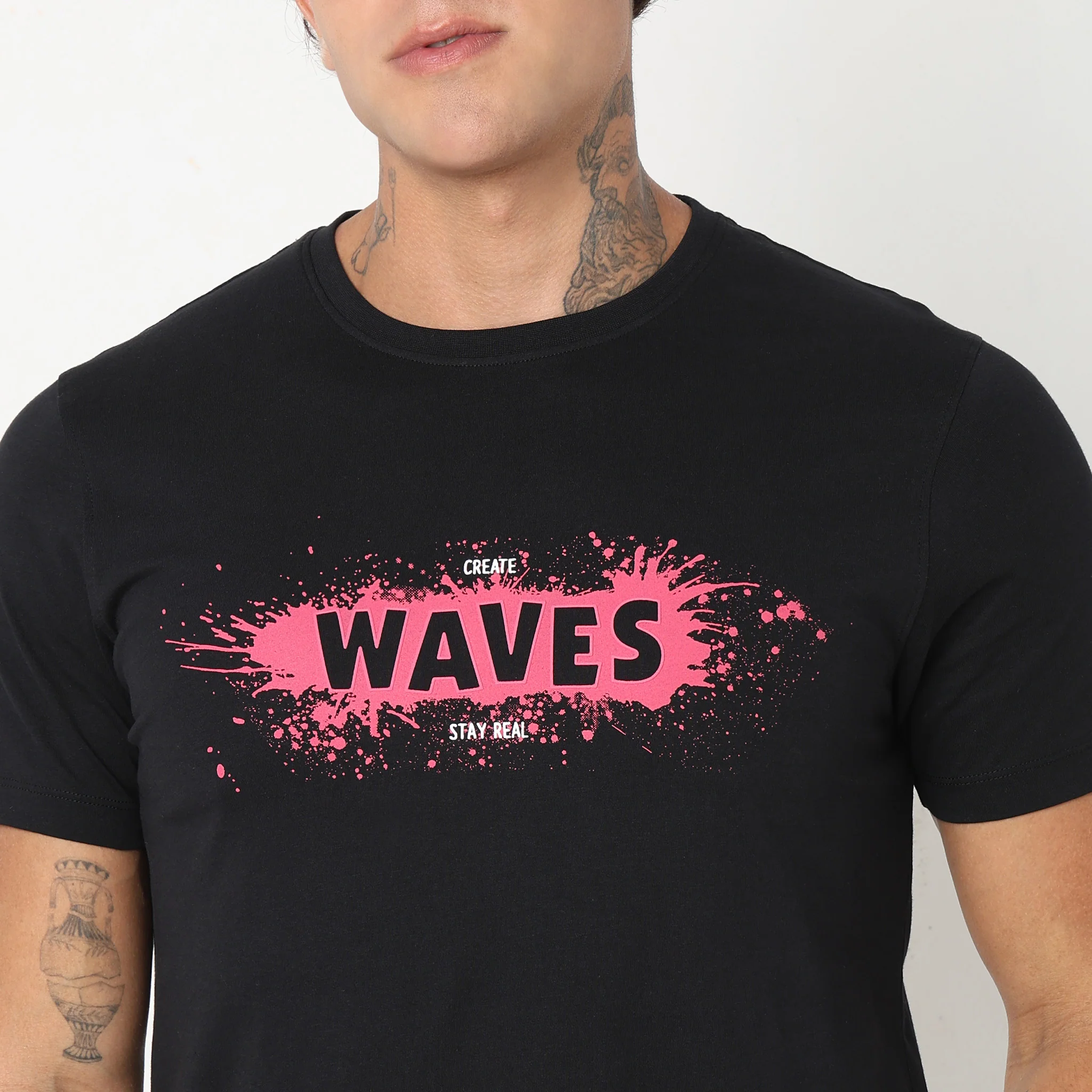 Regular Fit Graphic T-Shirt - Image 4