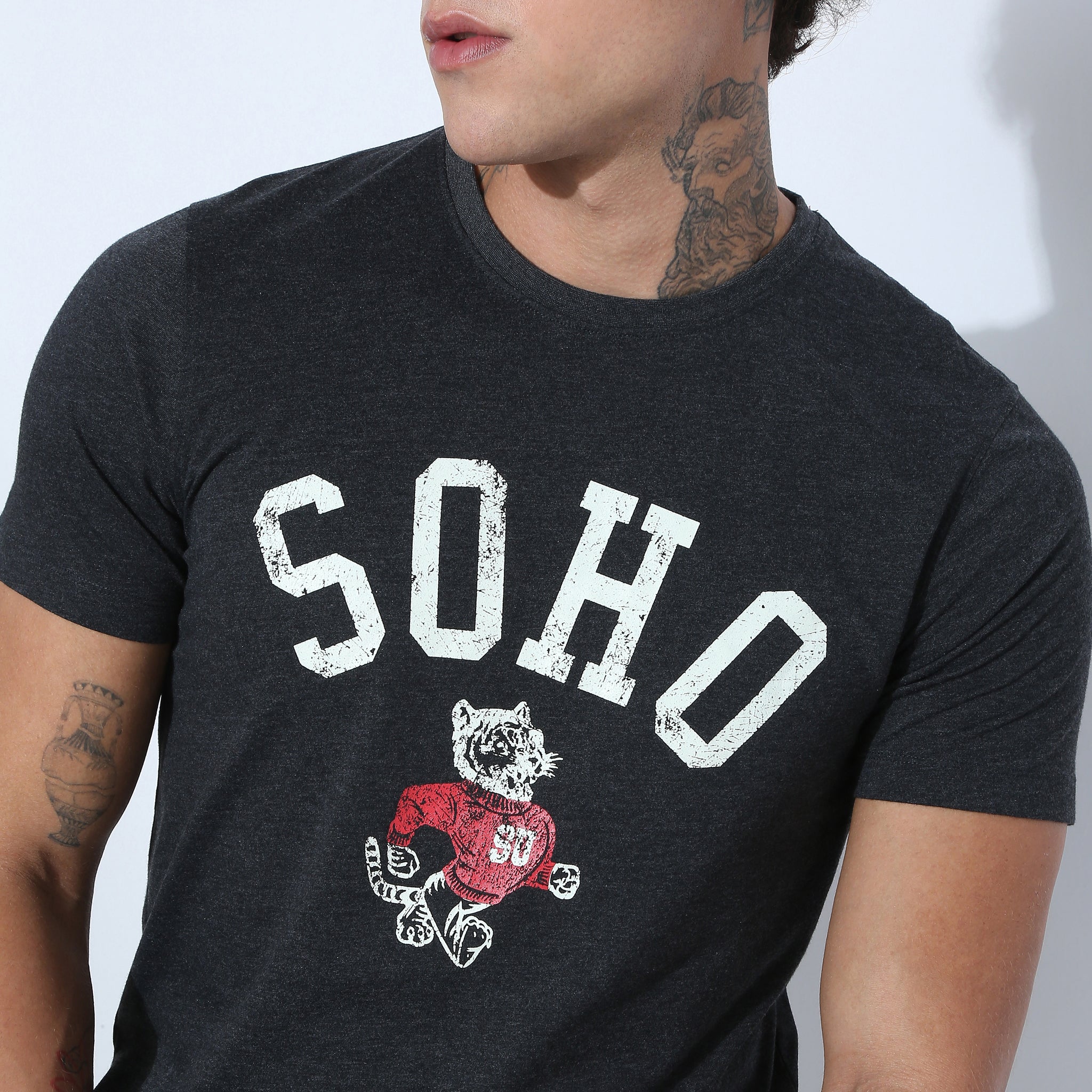 Regular Fit Graphic T-Shirt - Image 4