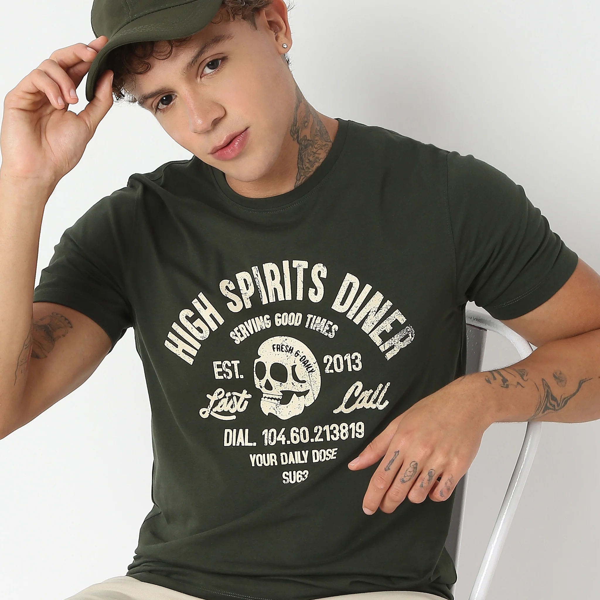 Regular Fit Graphic T-Shirt - Image 2