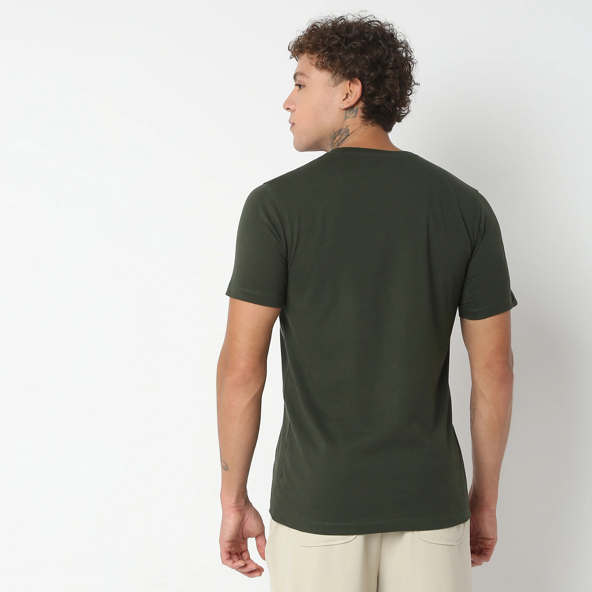 Regular Fit Graphic T-Shirt - Image 3