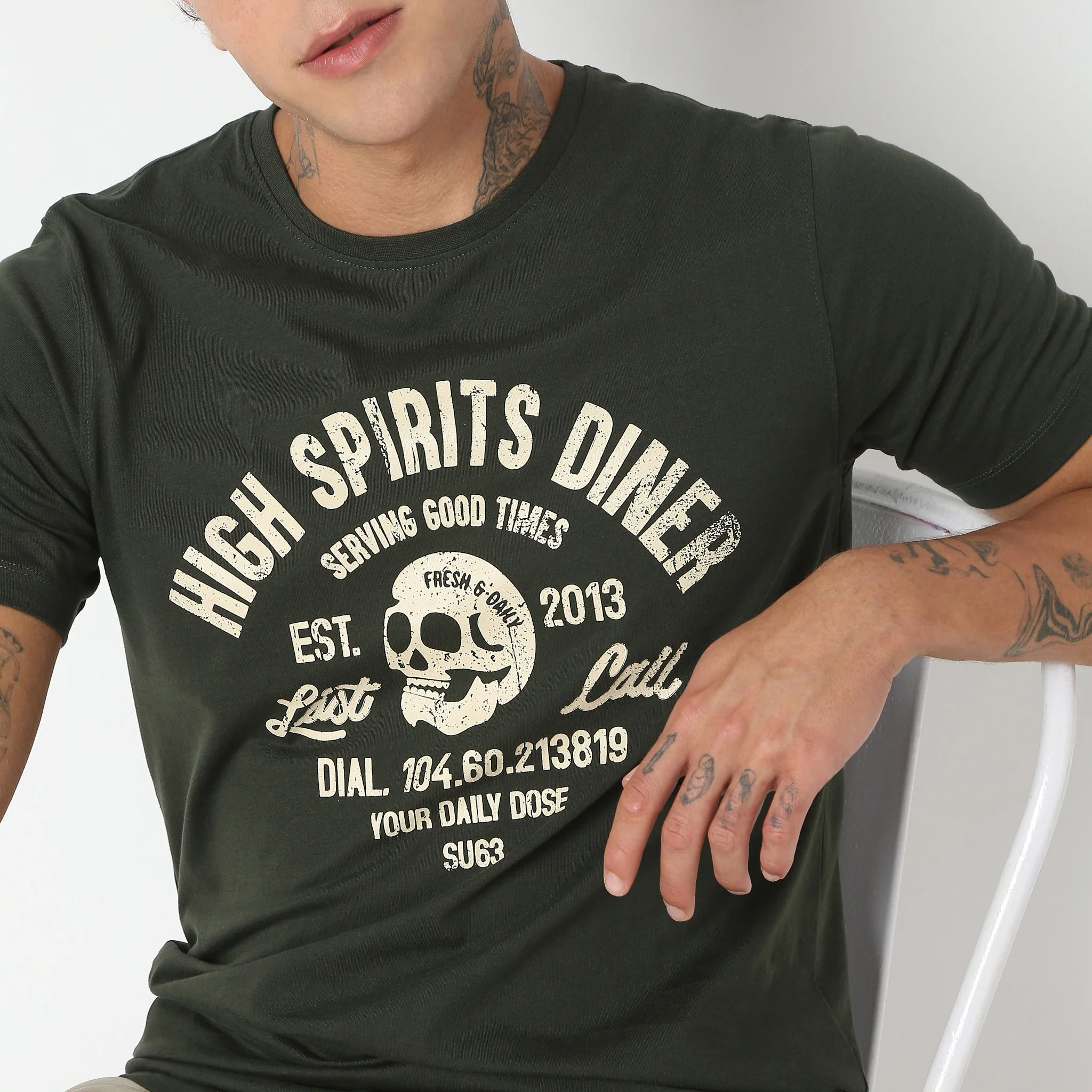 Regular Fit Graphic T-Shirt - Image 4