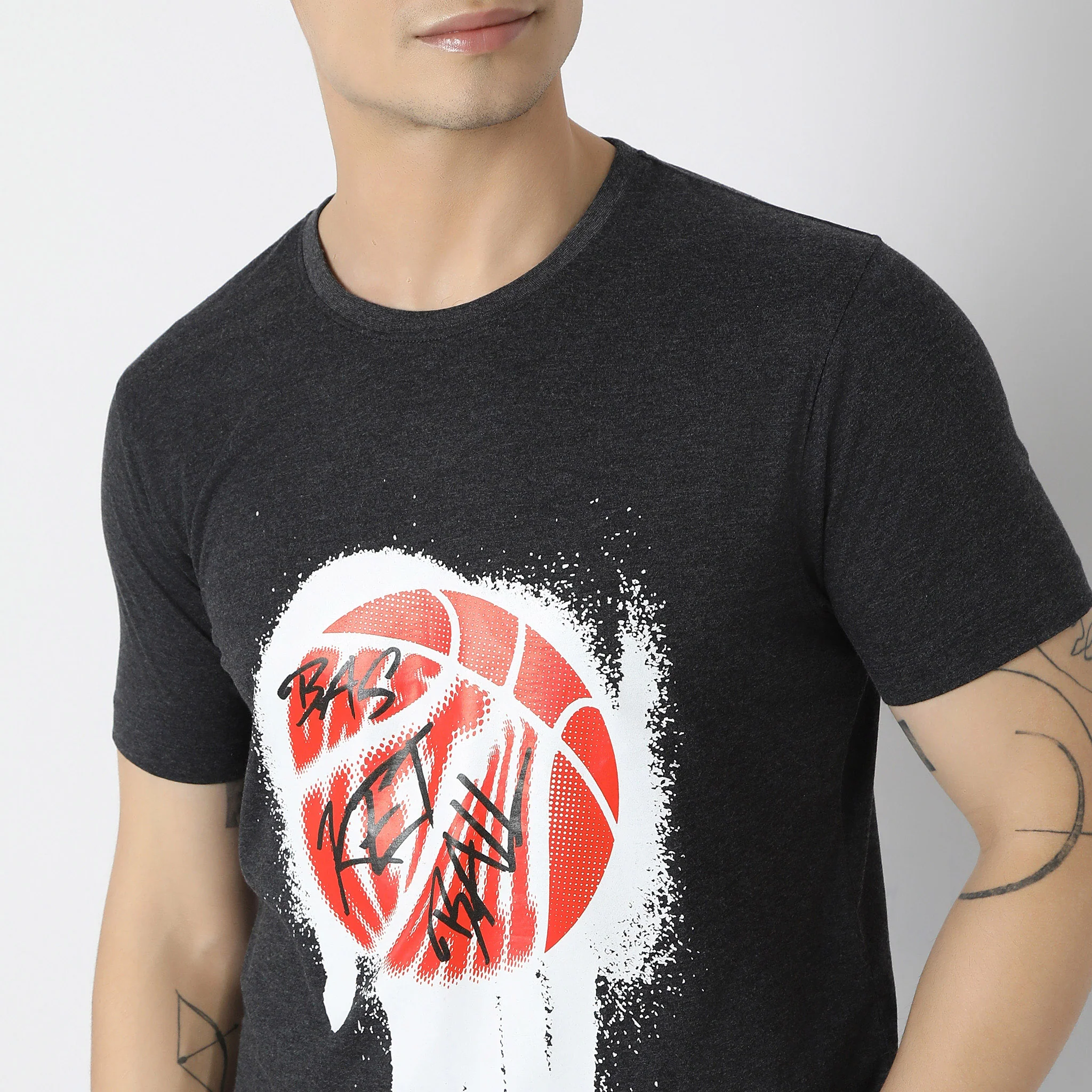 Regular Fit Graphic T-Shirt - Image 4