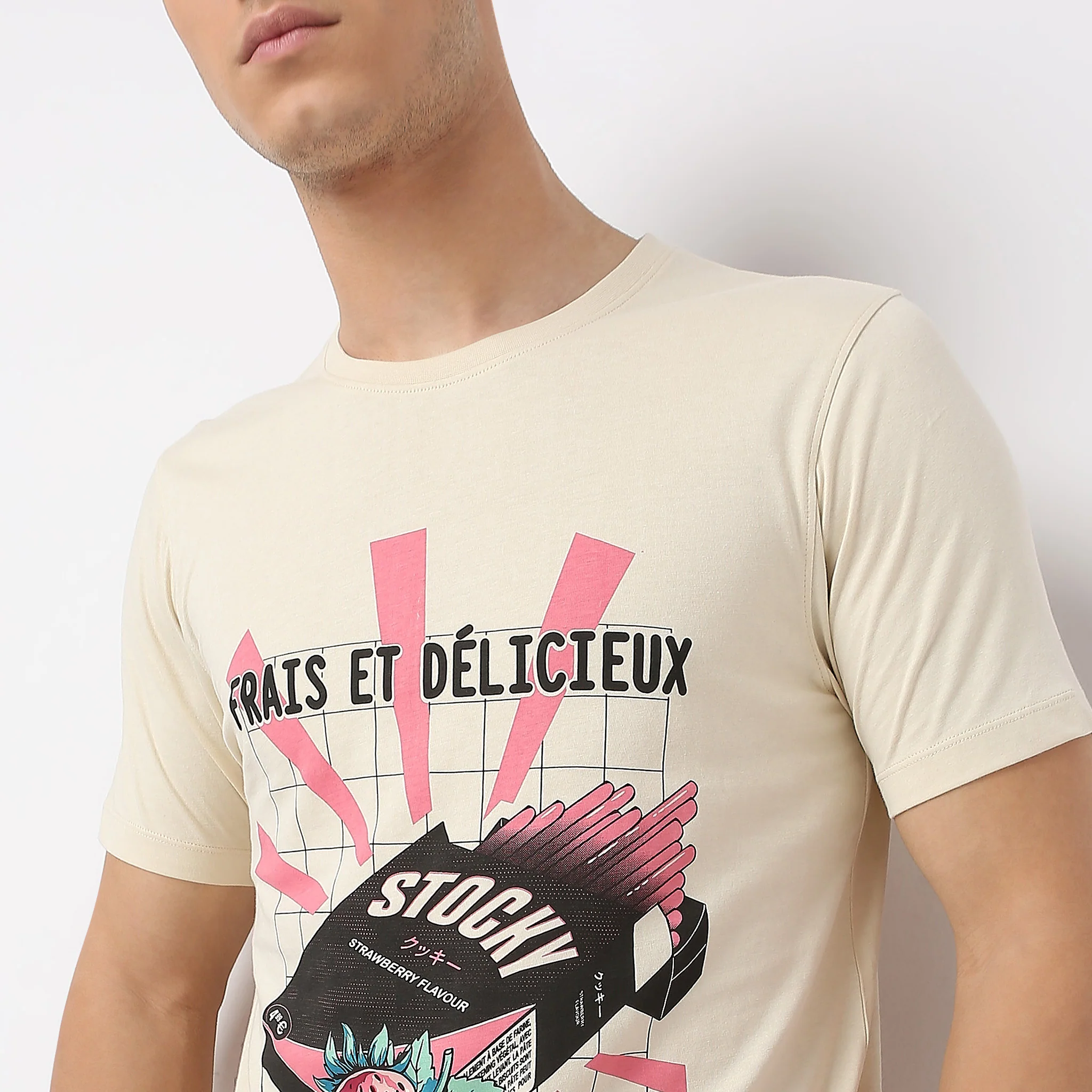 Knitted Graphic T-Shirt - Image 5