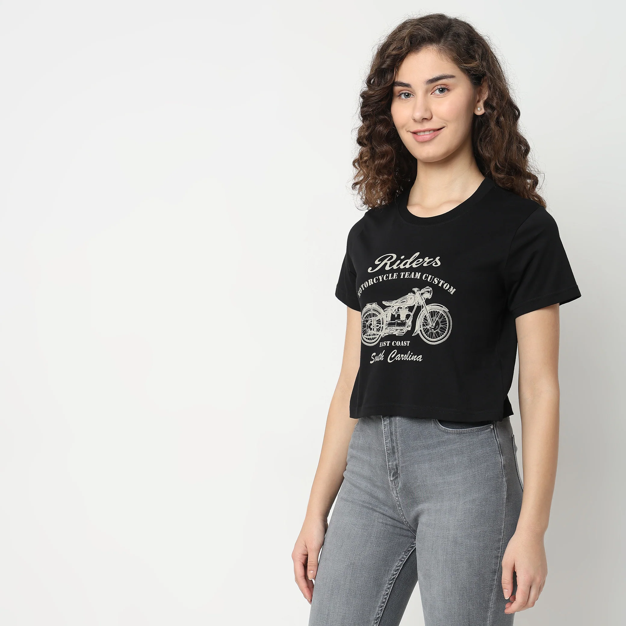 Regular Fit Graphic T-Shirt - Image 5