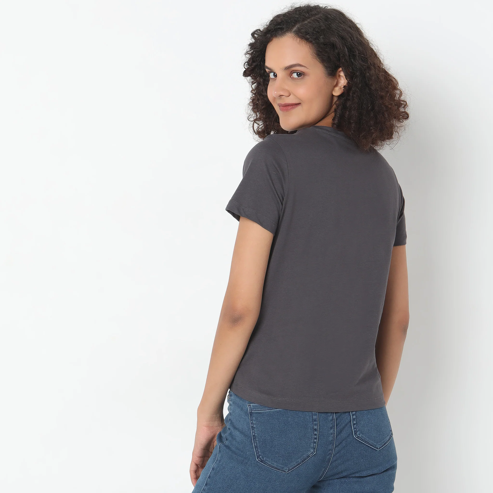 Regular Fit Graphic T-Shirt - Image 3