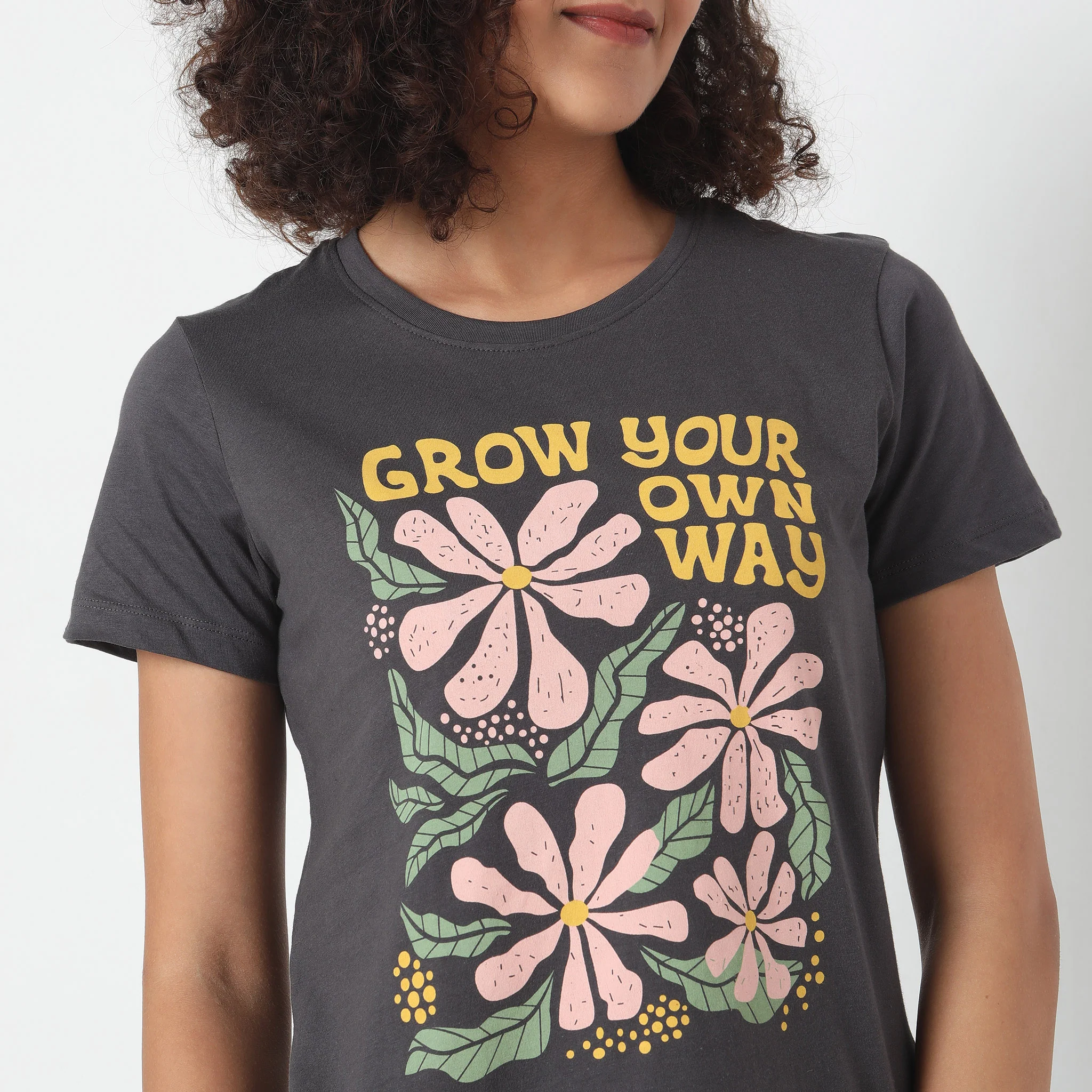 Regular Fit Graphic T-Shirt - Image 4
