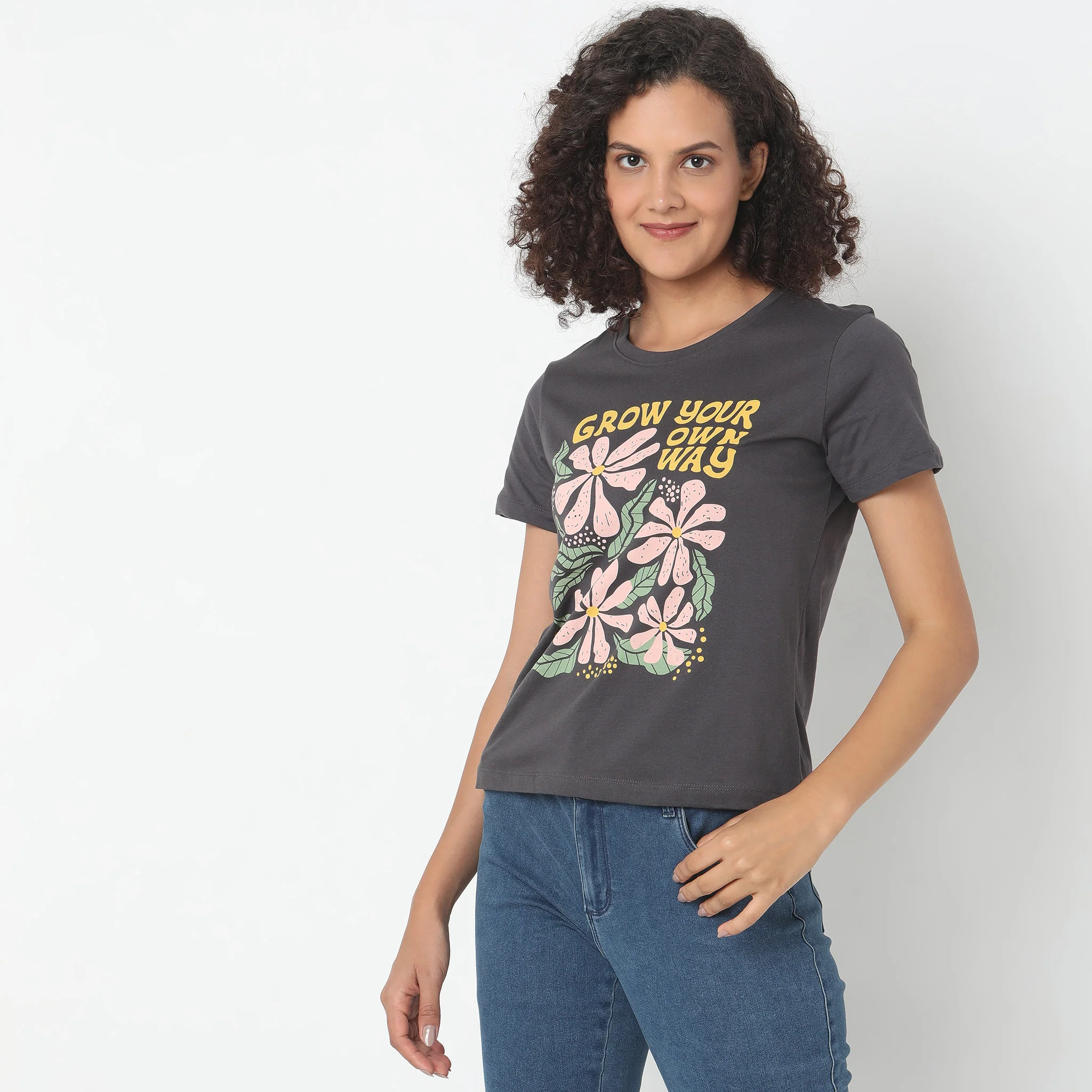 Regular Fit Graphic T-Shirt - Image 5