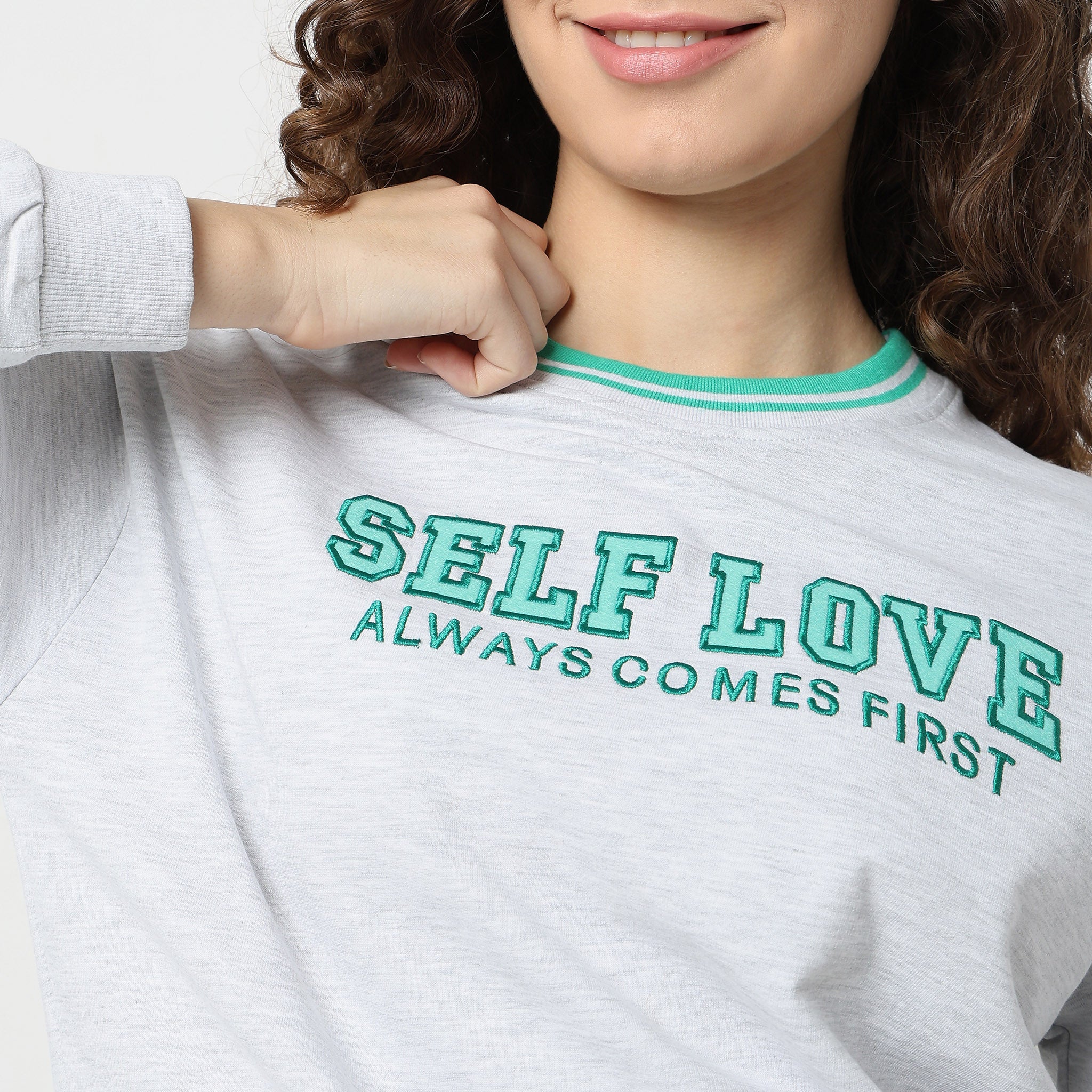 Regular Fit Graphic T-Shirt - Image 4