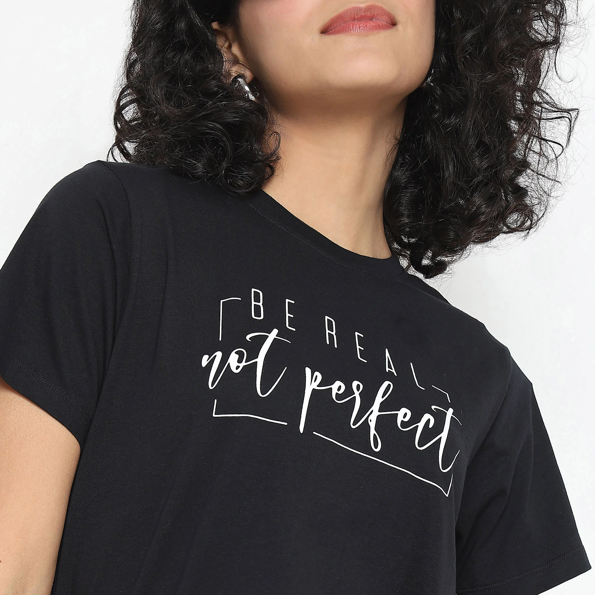 Regular Fit Graphic T-Shirt - Image 4