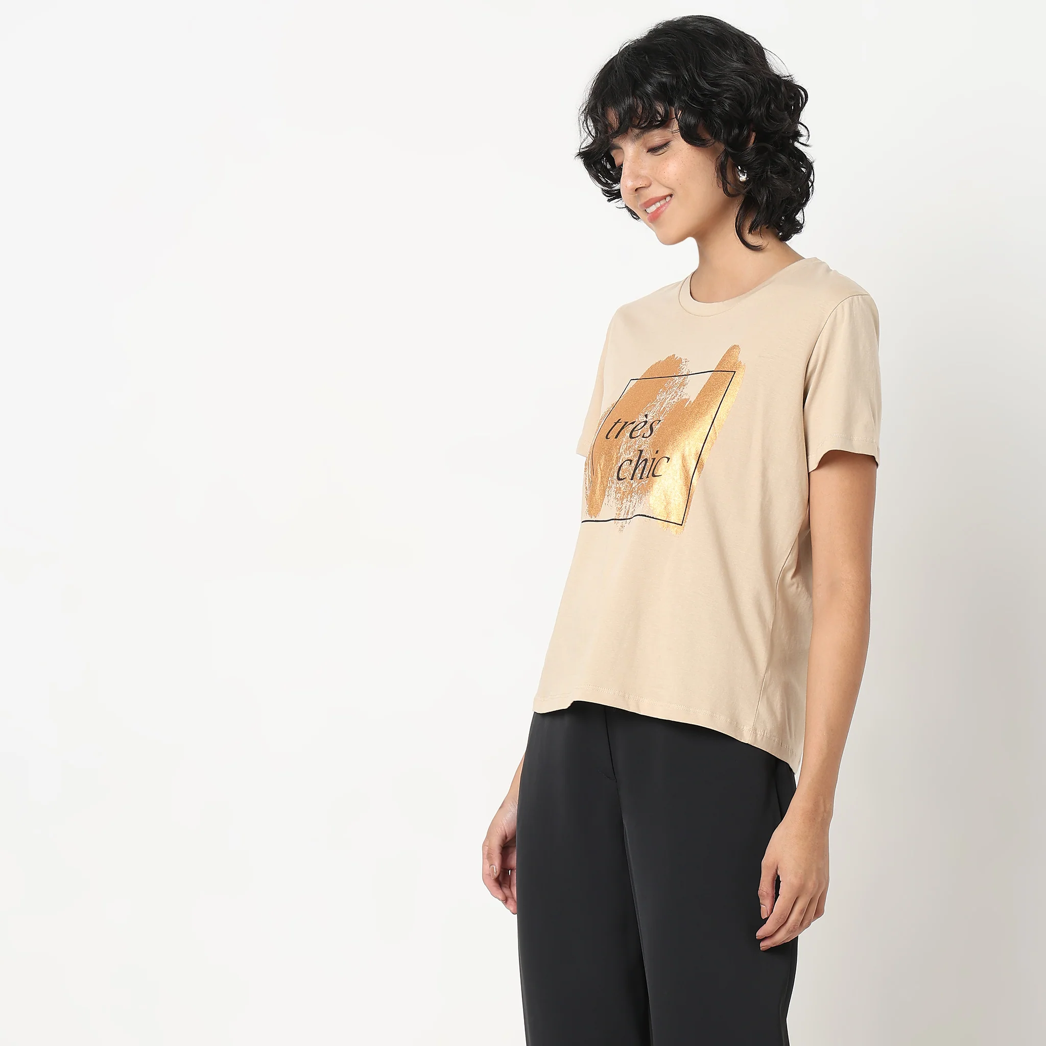 Regular Fit Graphic T-Shirt - Image 5