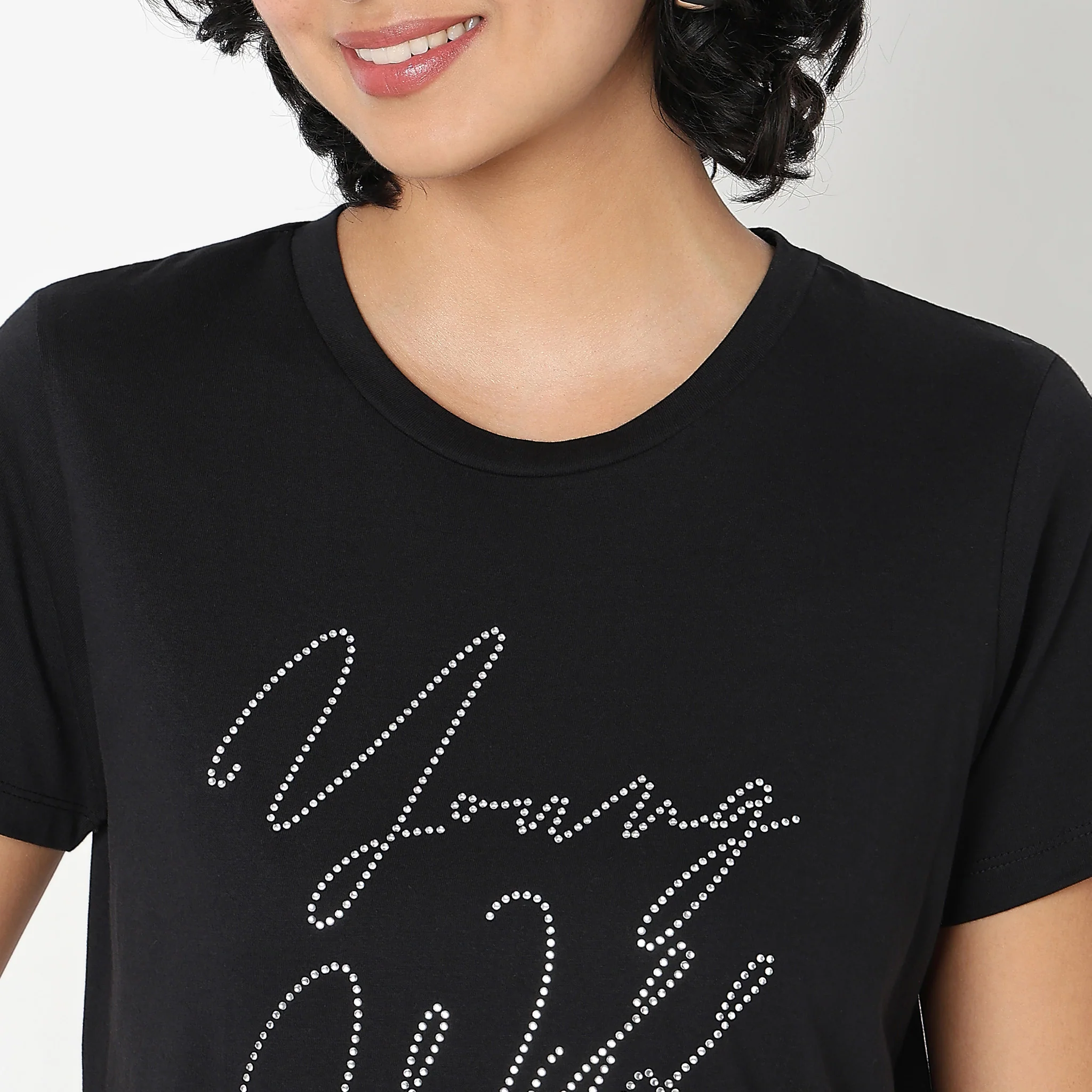 Regular Fit Graphic T-Shirt - Image 4