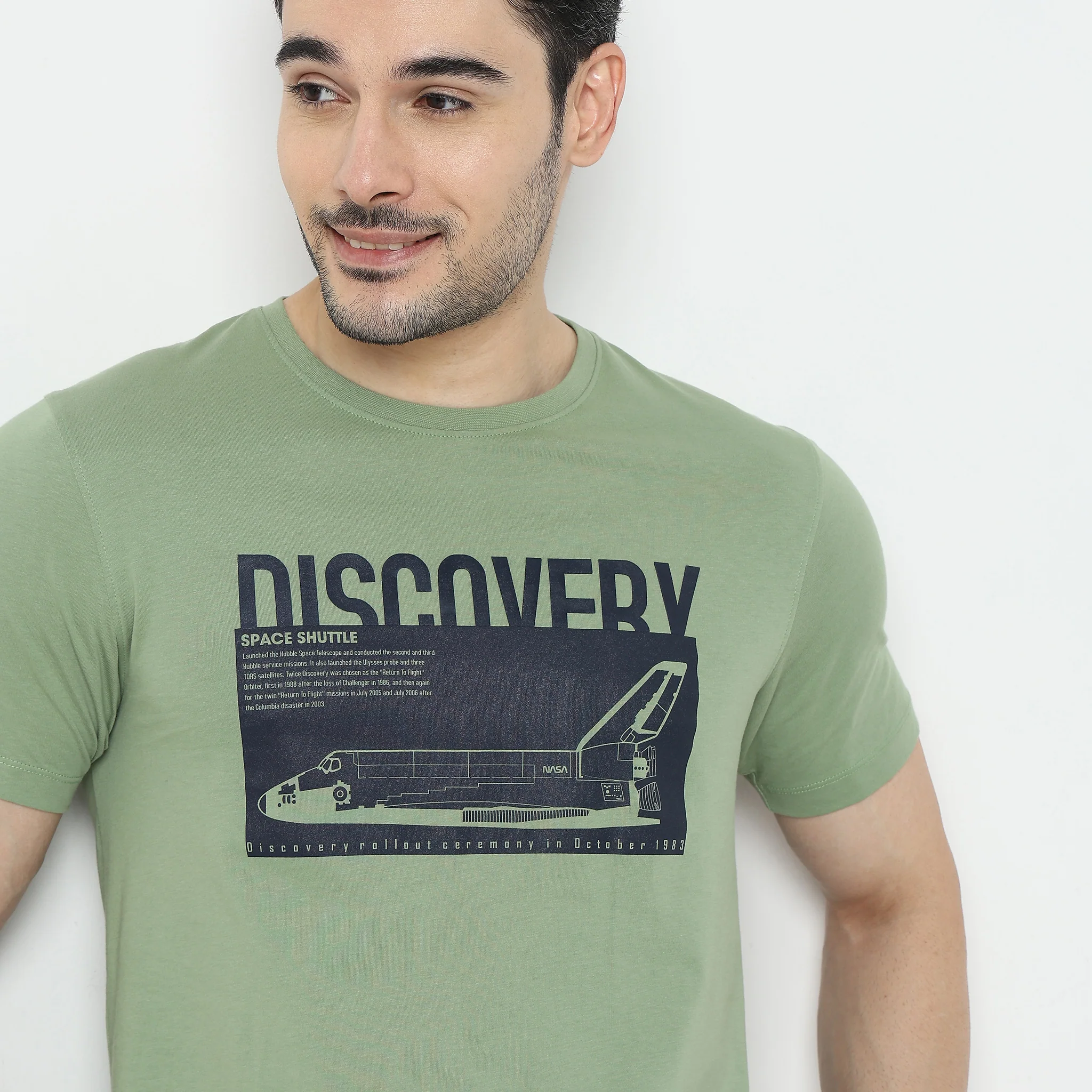 Regular Fit Graphic T-Shirt - Image 4