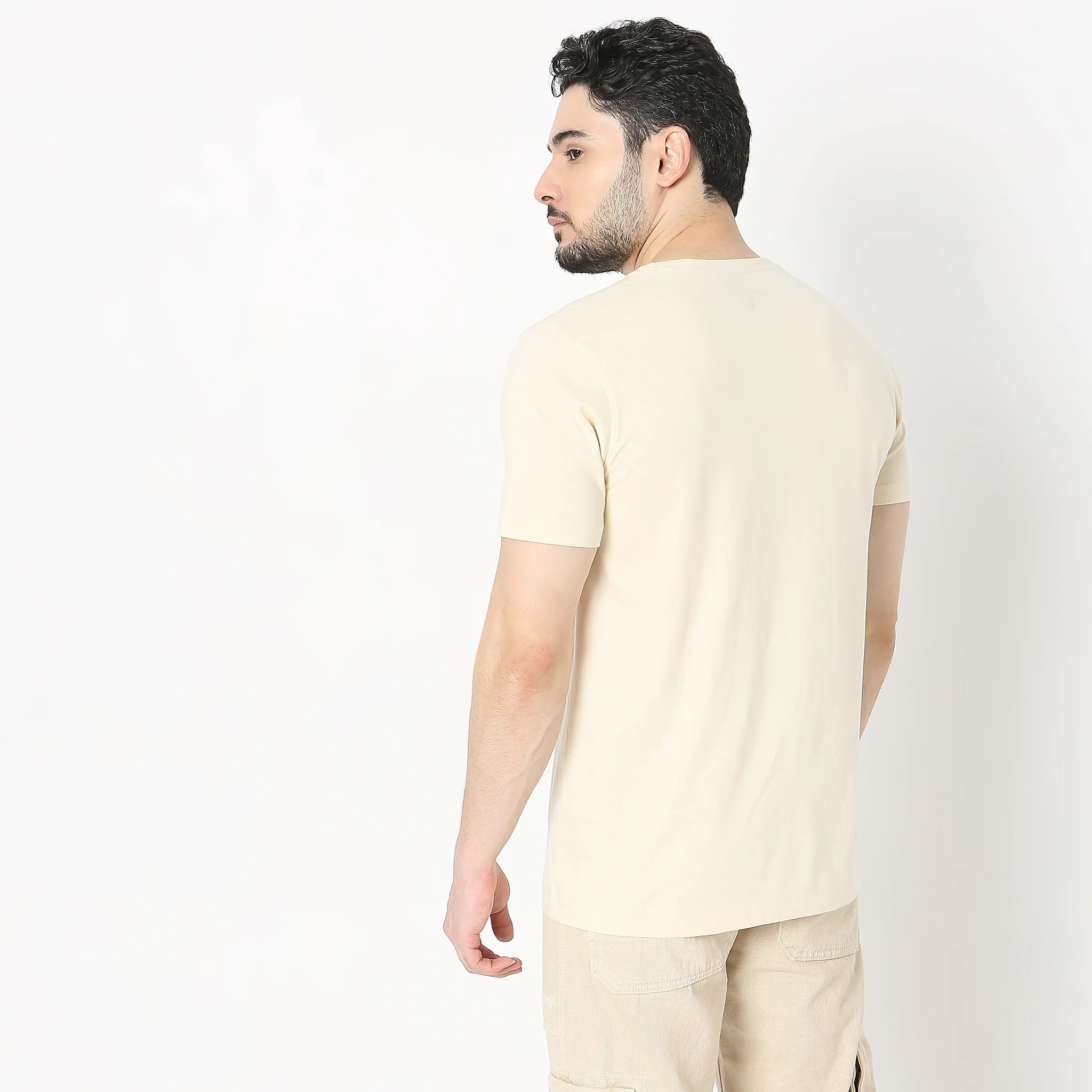 Regular Fit Graphic T-Shirt - Image 3